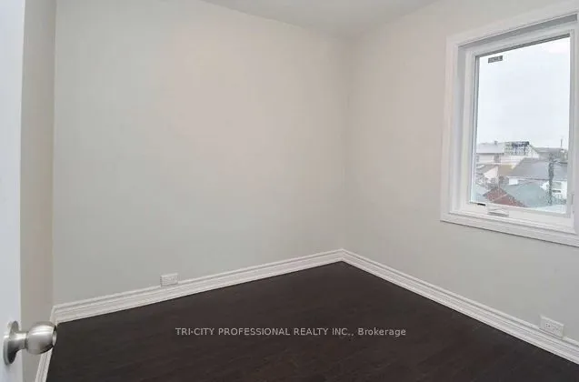 239 Dunraven Drive