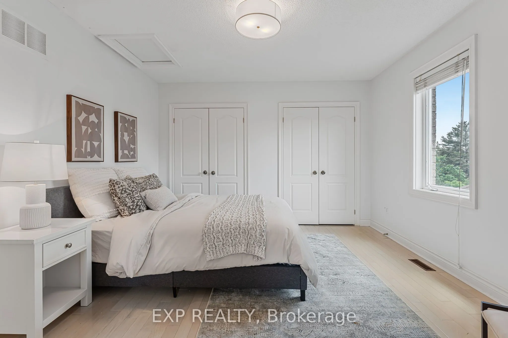 2000 Peak Place