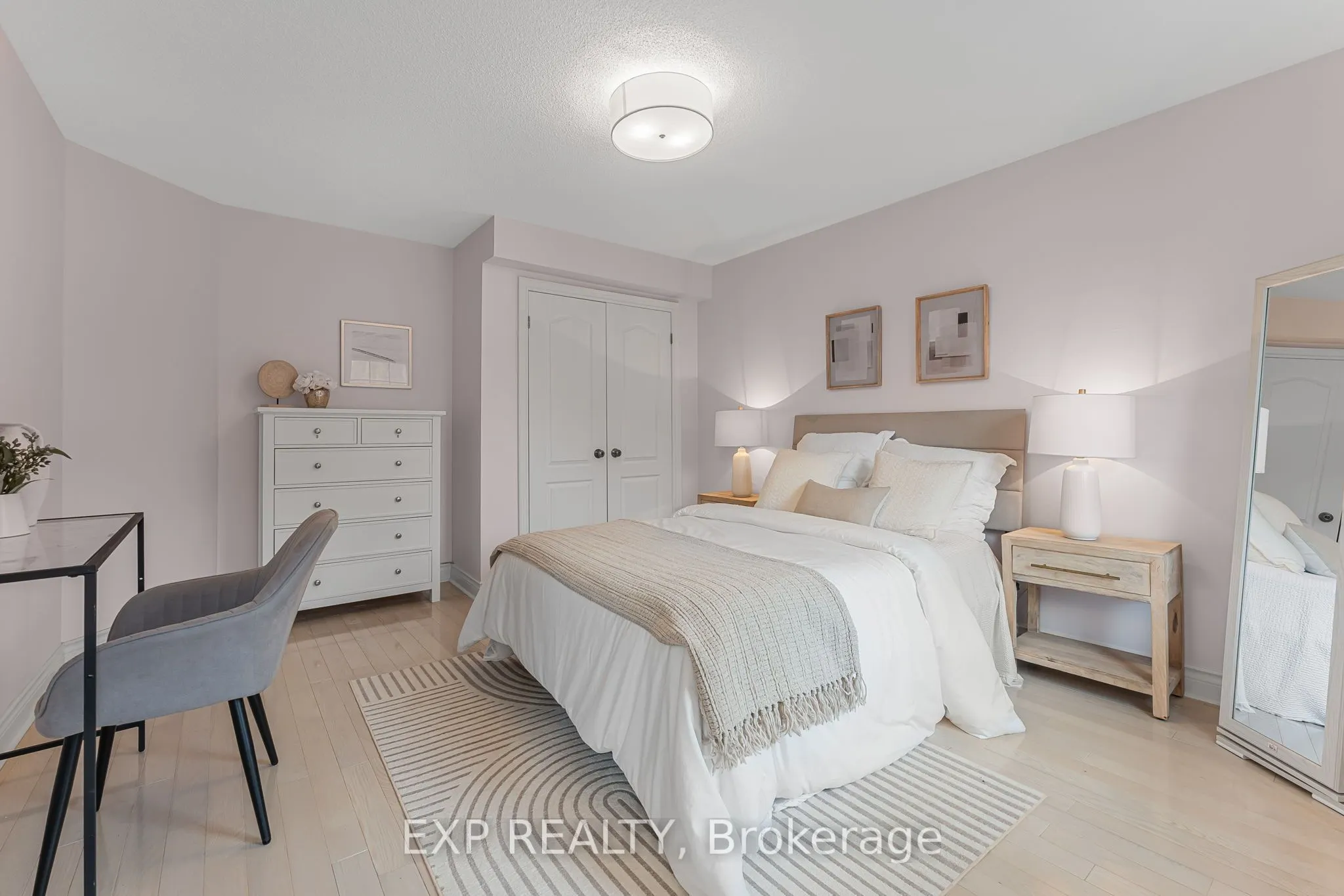 2000 Peak Place