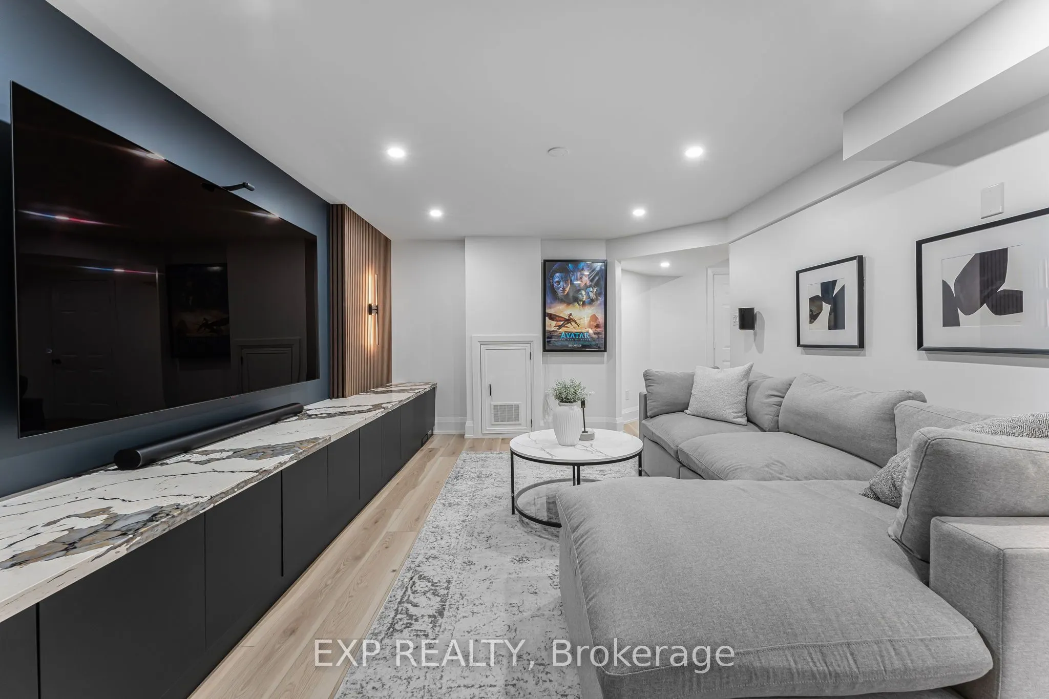 2000 Peak Place