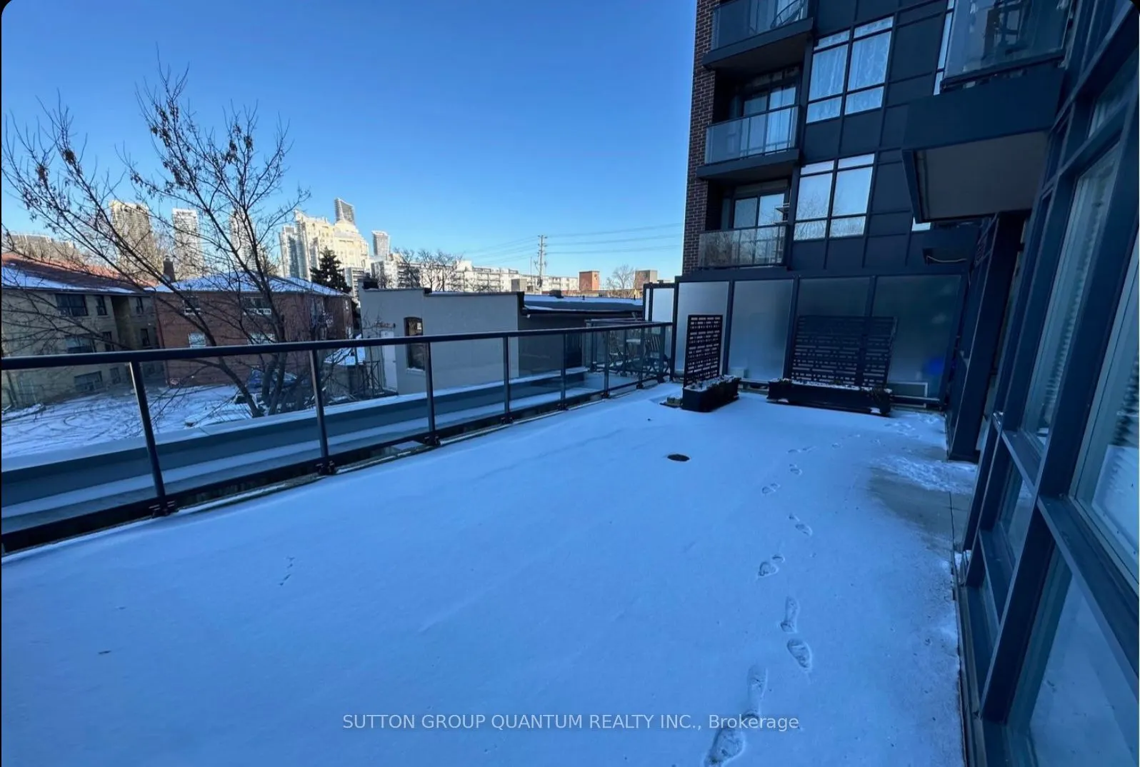 11 Superior Avenue, #216