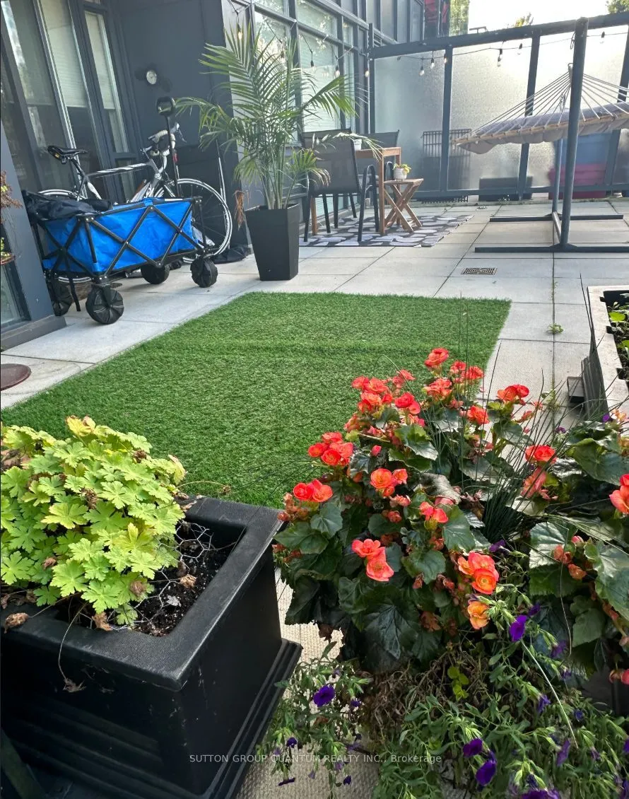 11 Superior Avenue, #216
