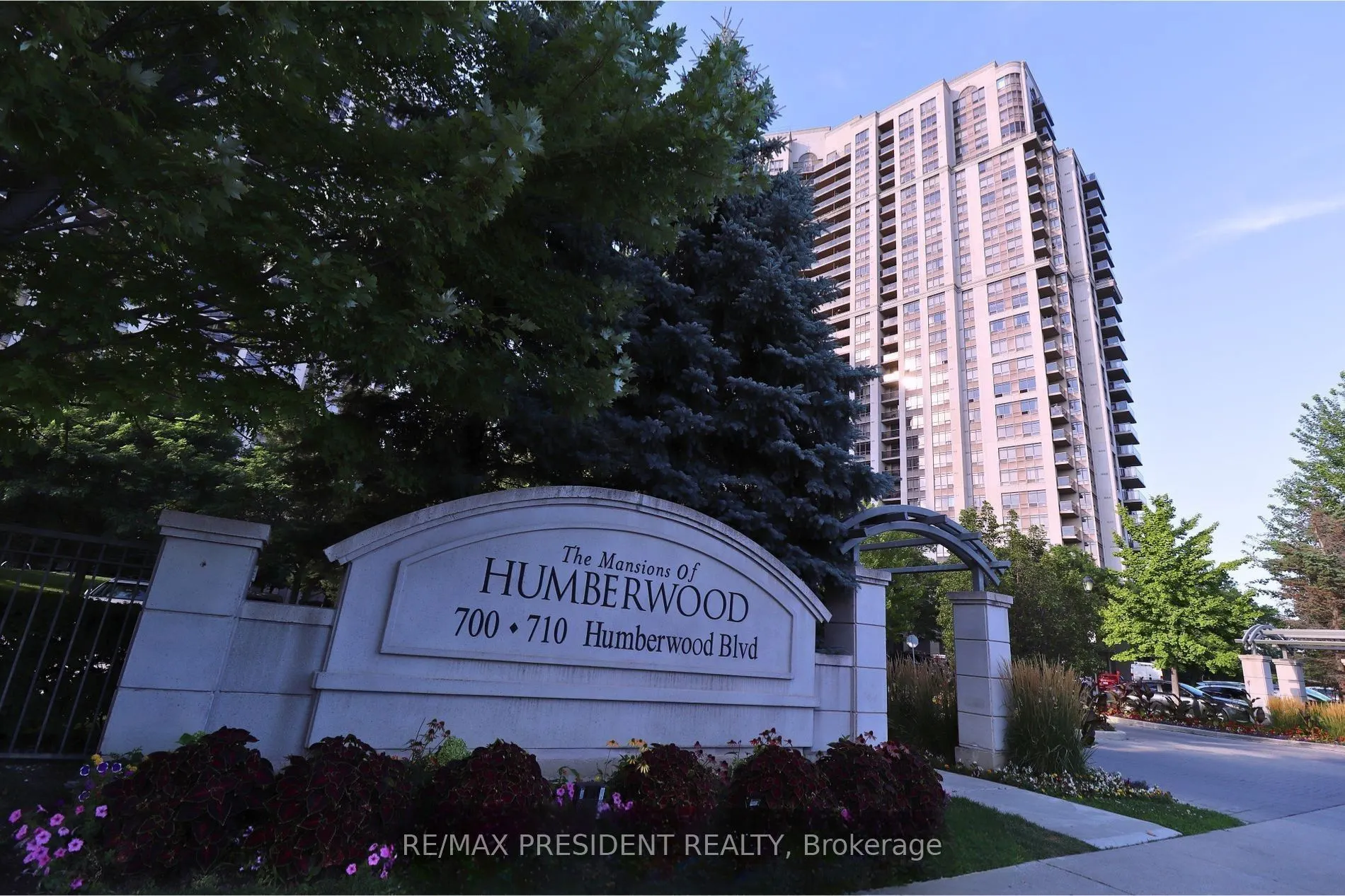 700 Humberwood Boulevard, #727