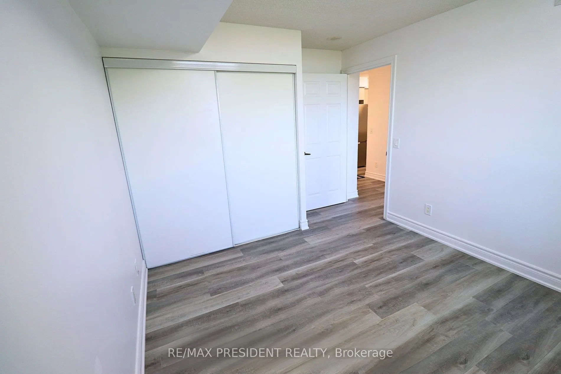 700 Humberwood Boulevard, #727