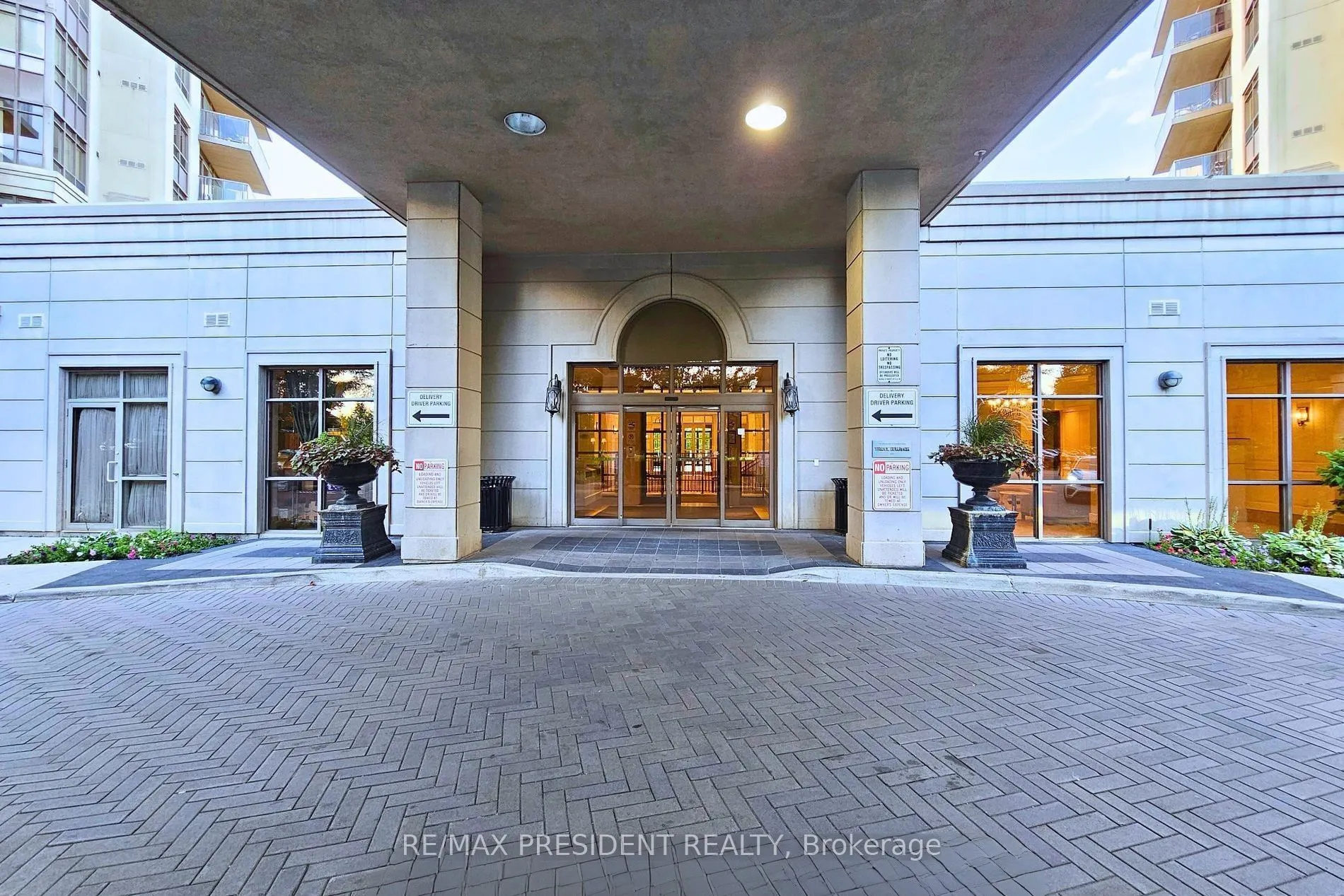 700 Humberwood Boulevard, #727