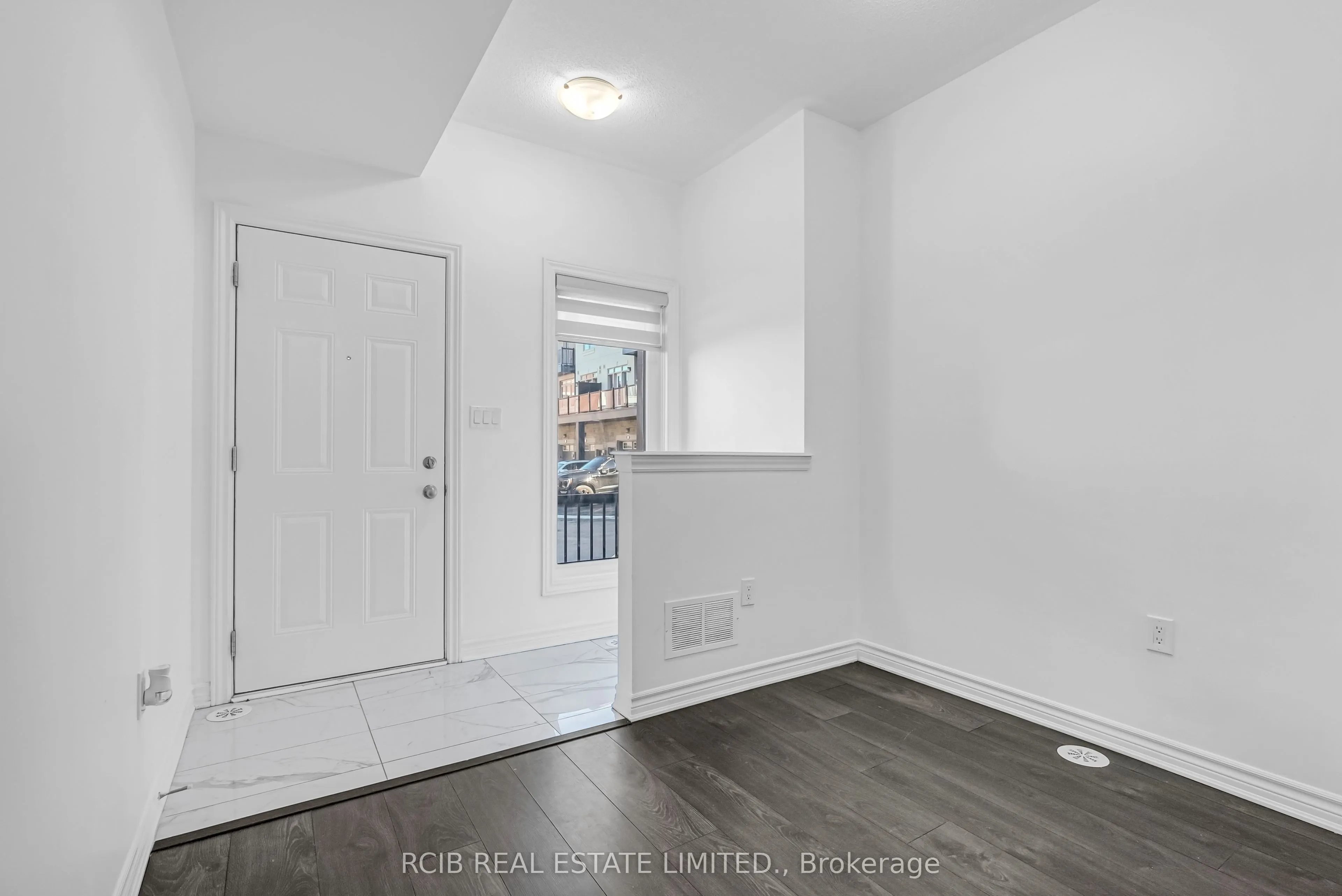 7 Tiveron Avenue