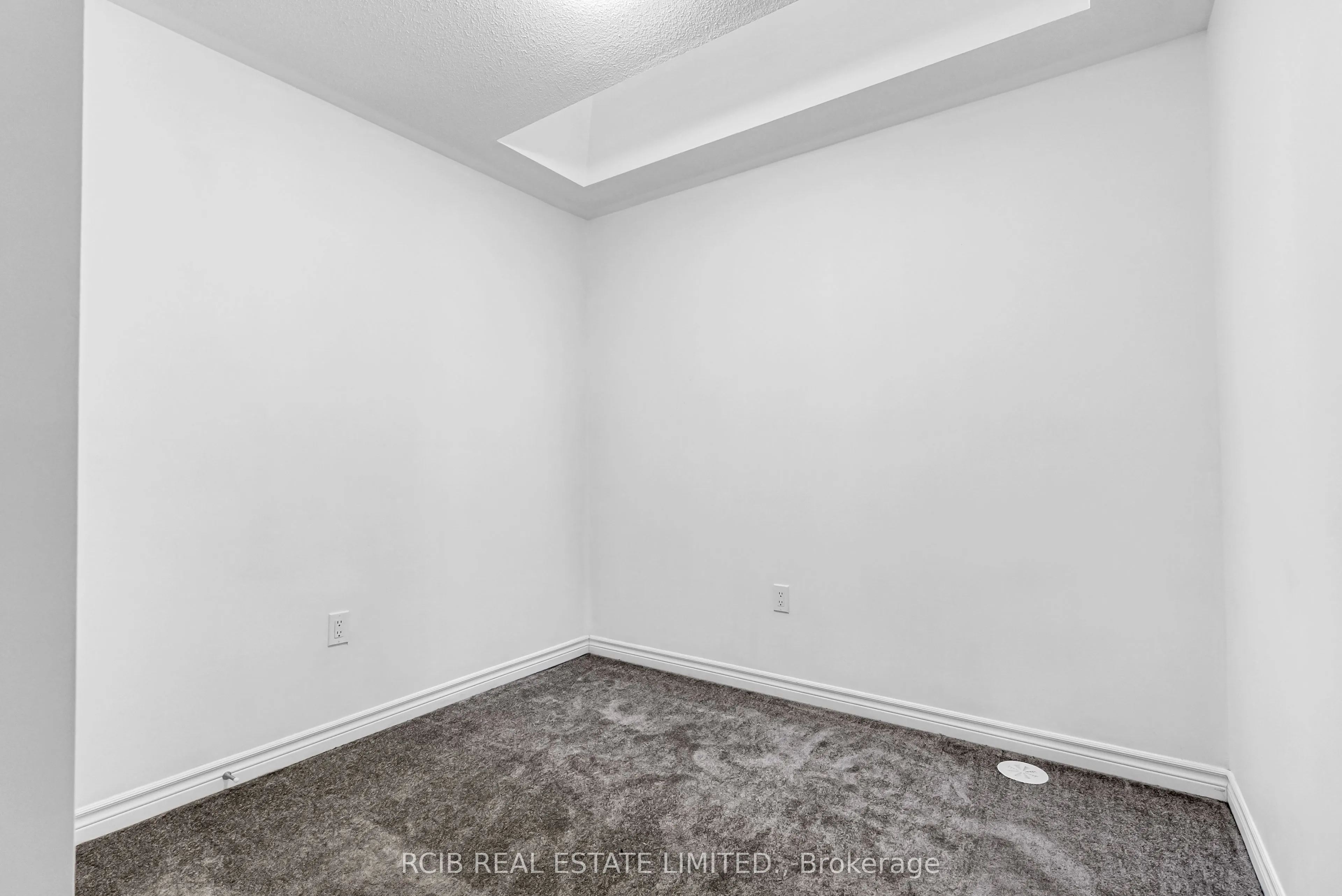 7 Tiveron Avenue