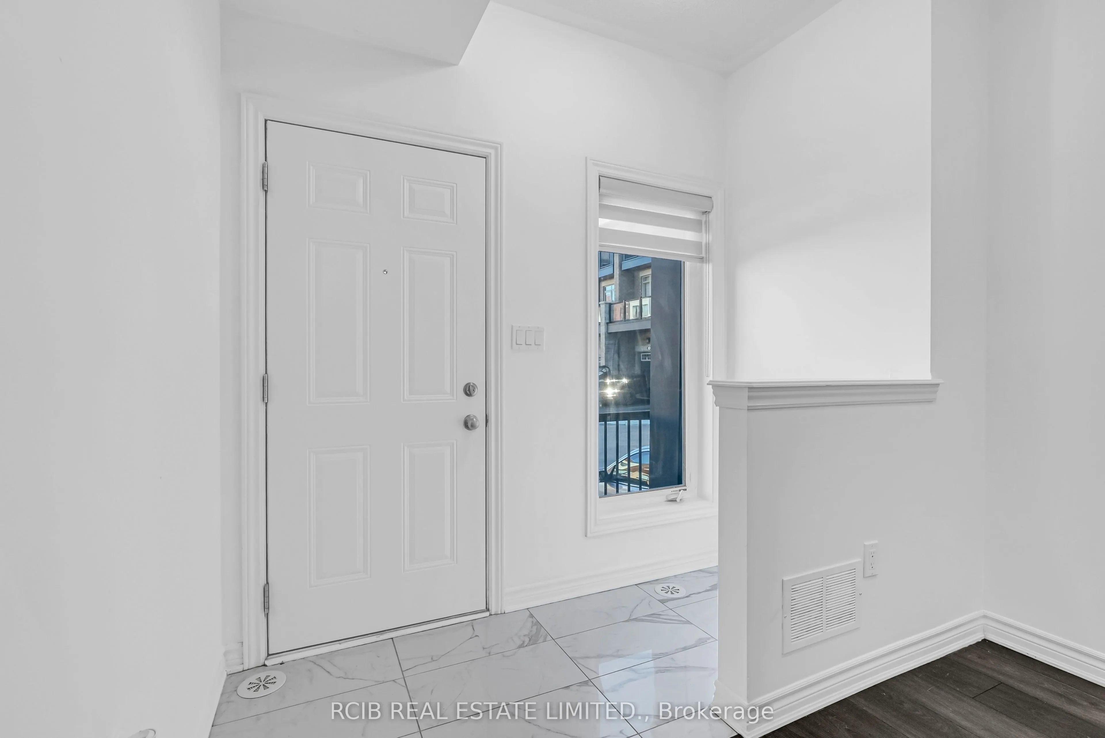 7 Tiveron Avenue