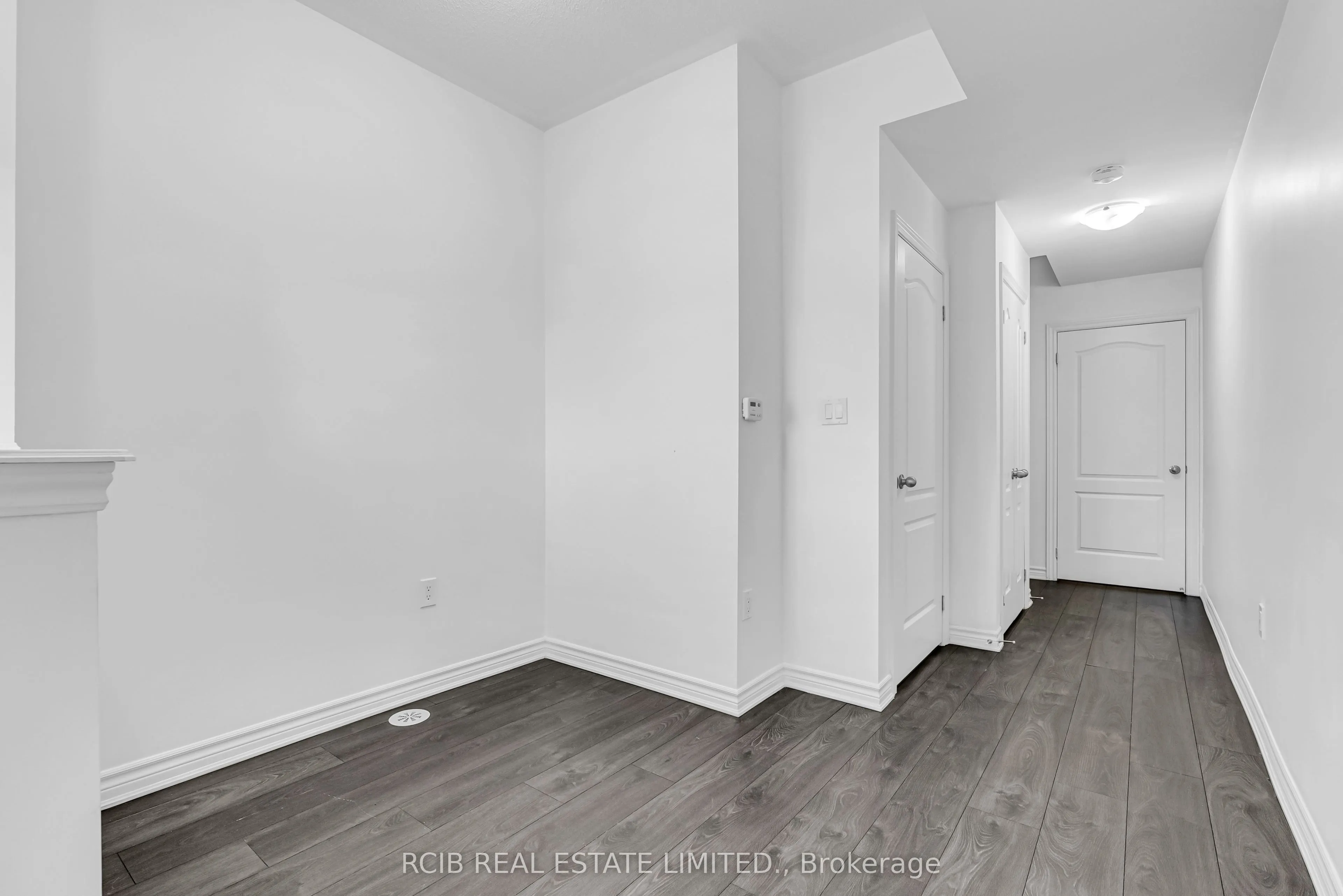 7 Tiveron Avenue