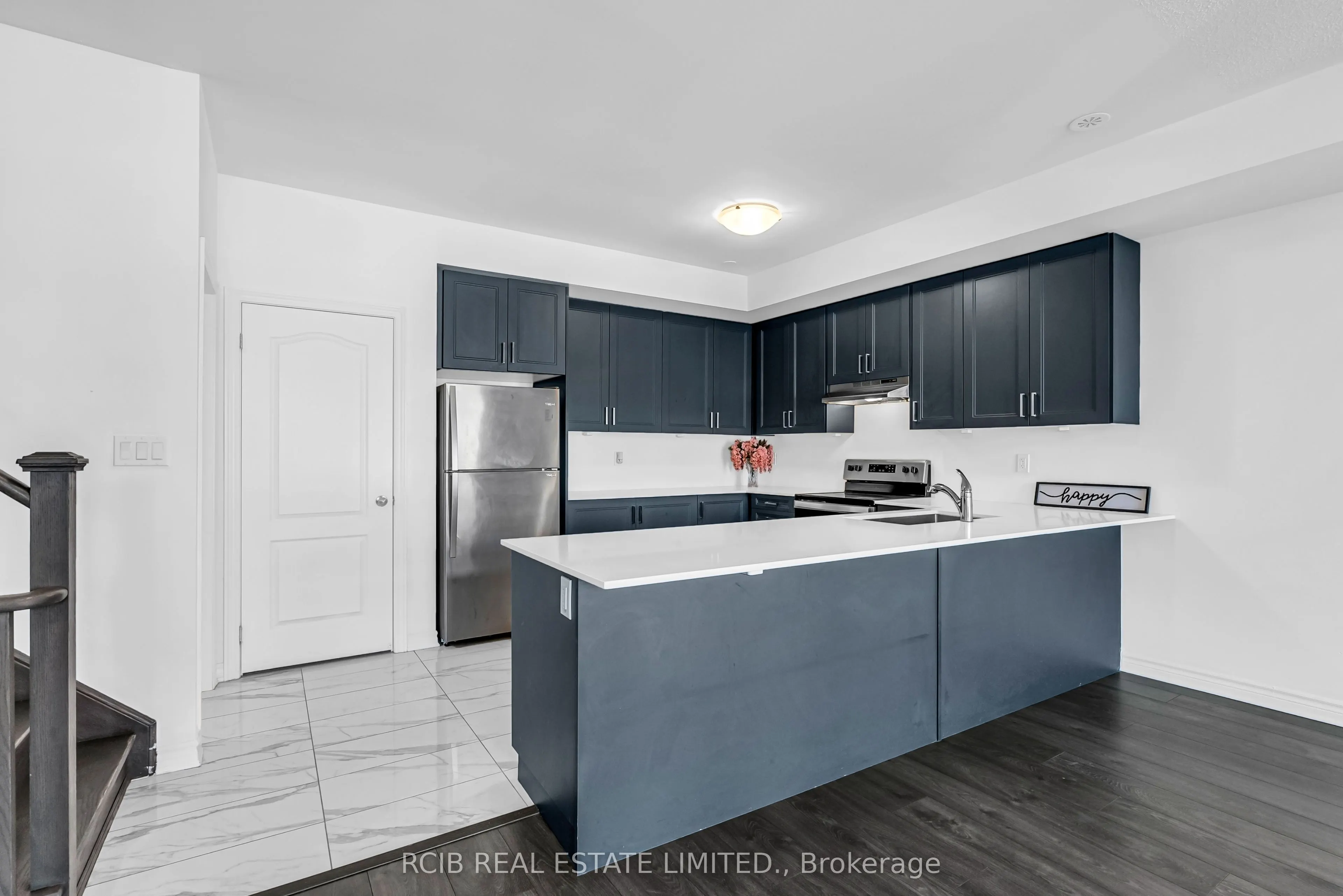 7 Tiveron Avenue