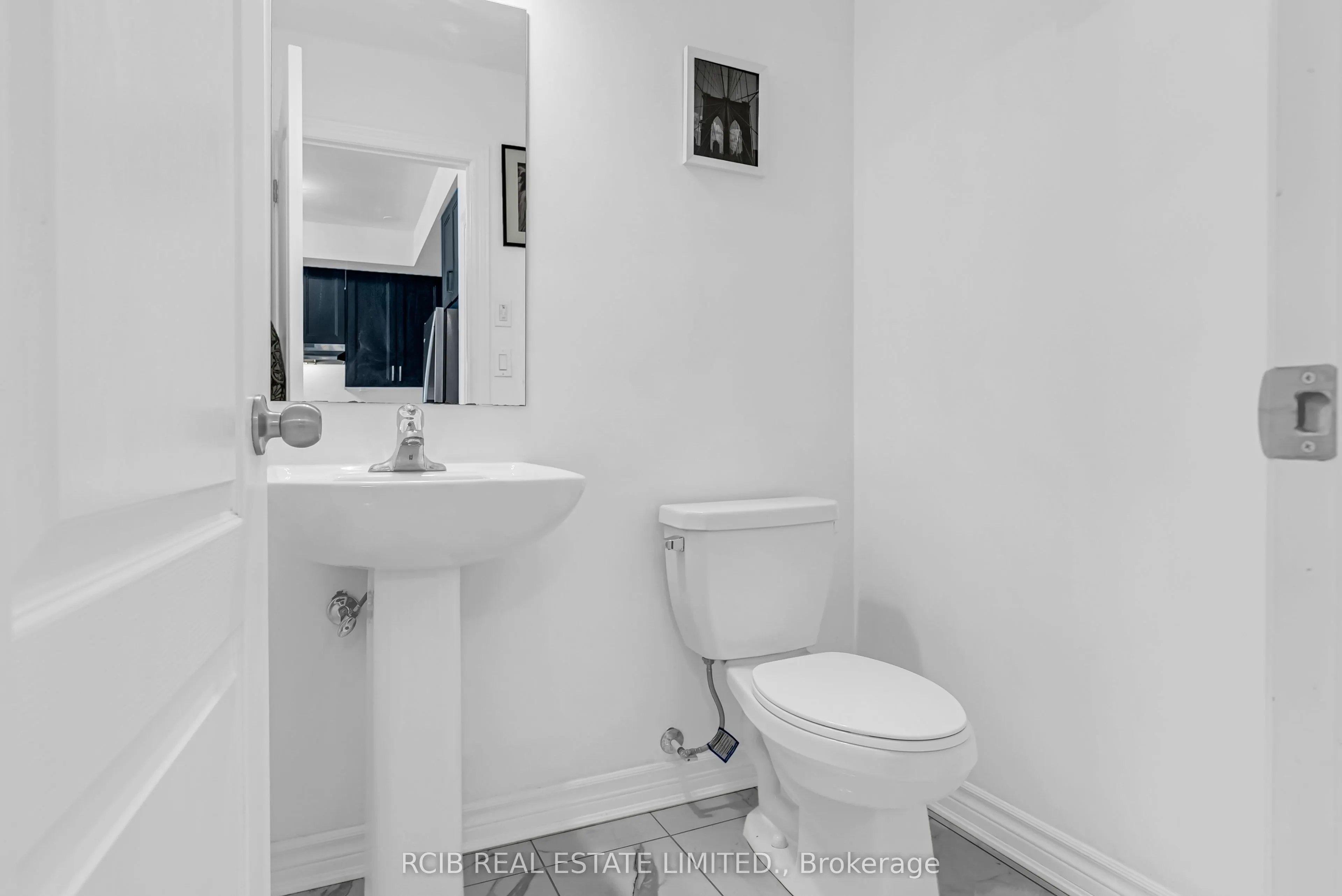 7 Tiveron Avenue