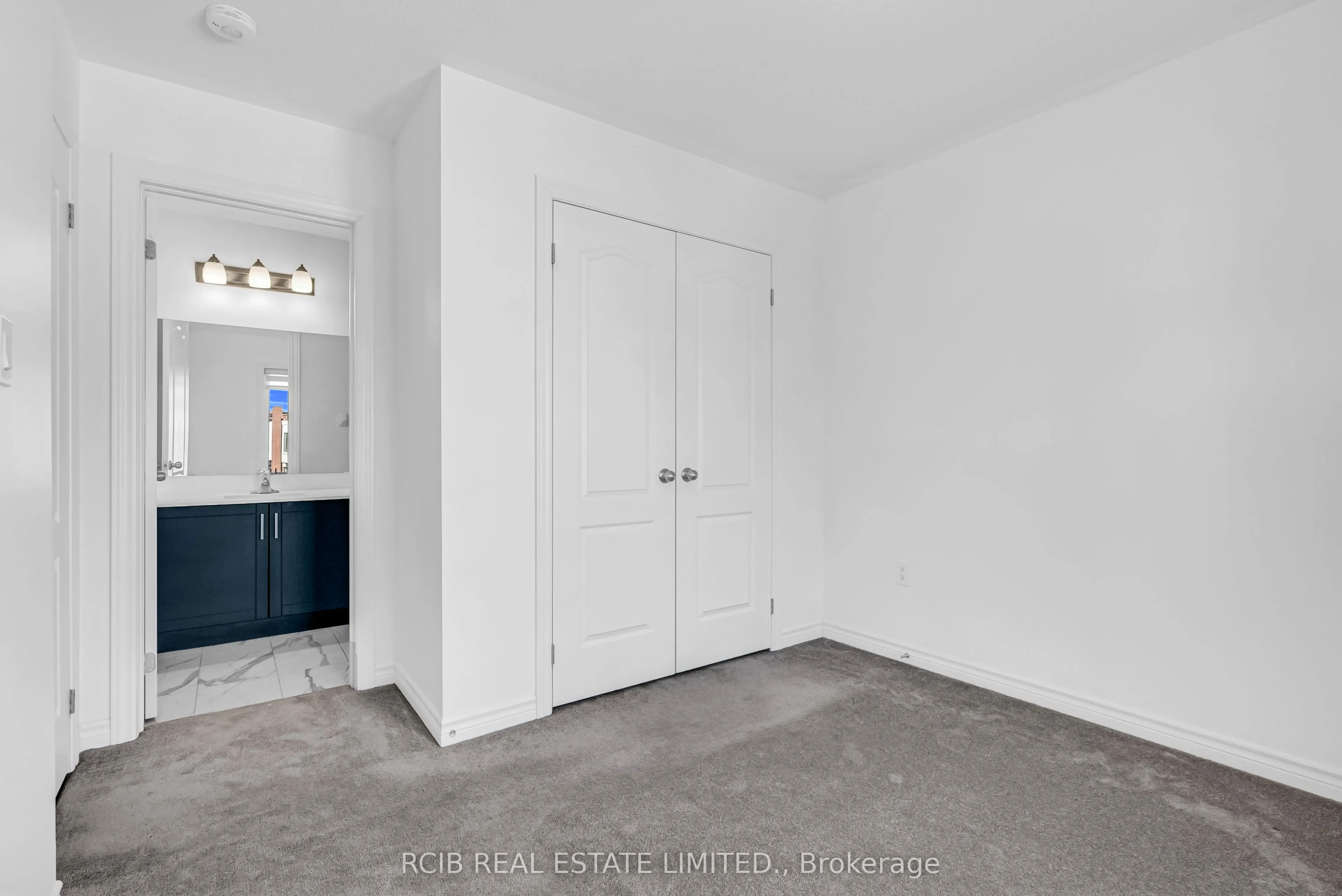 7 Tiveron Avenue