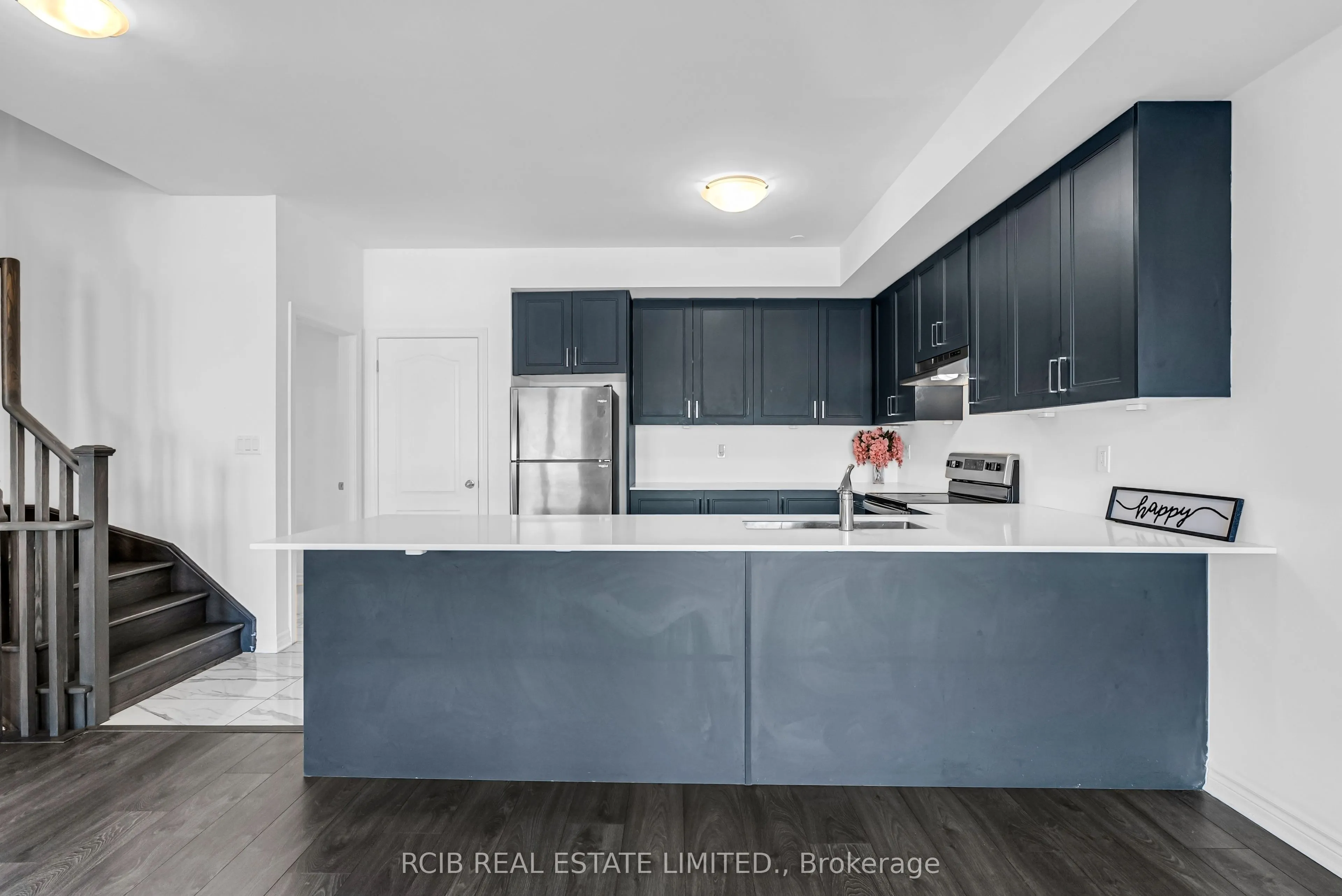 7 Tiveron Avenue