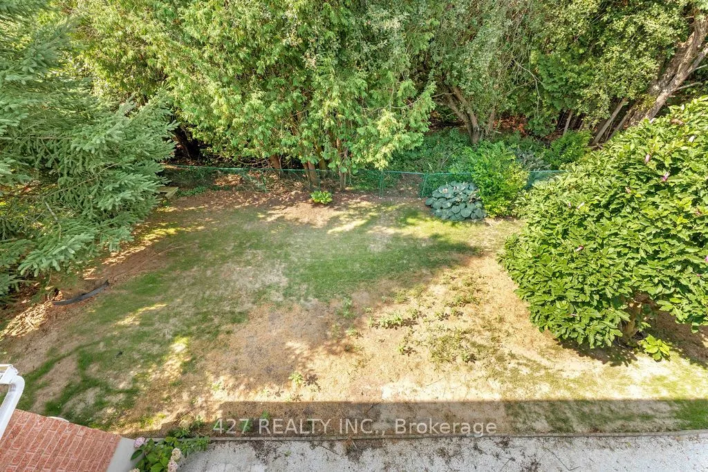 59 Eastview Crescent