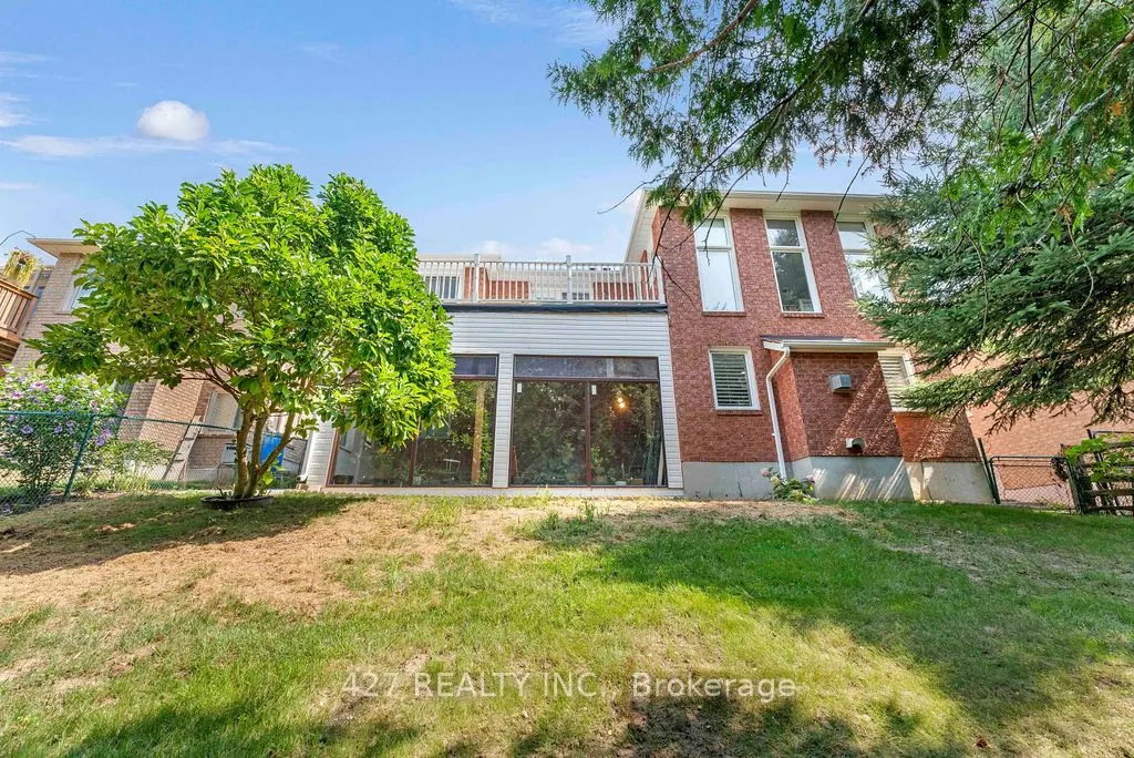59 Eastview Crescent