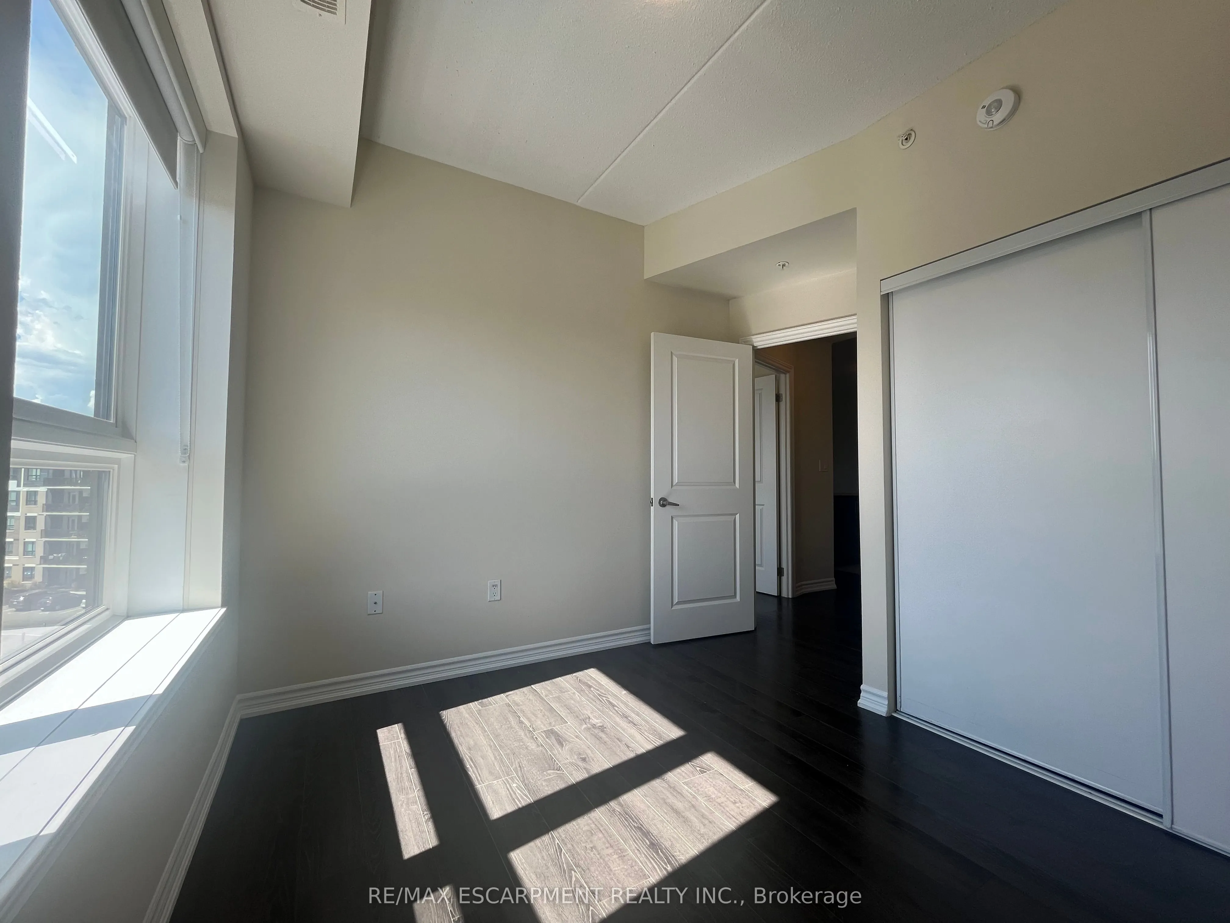640 Sauve Street, #502