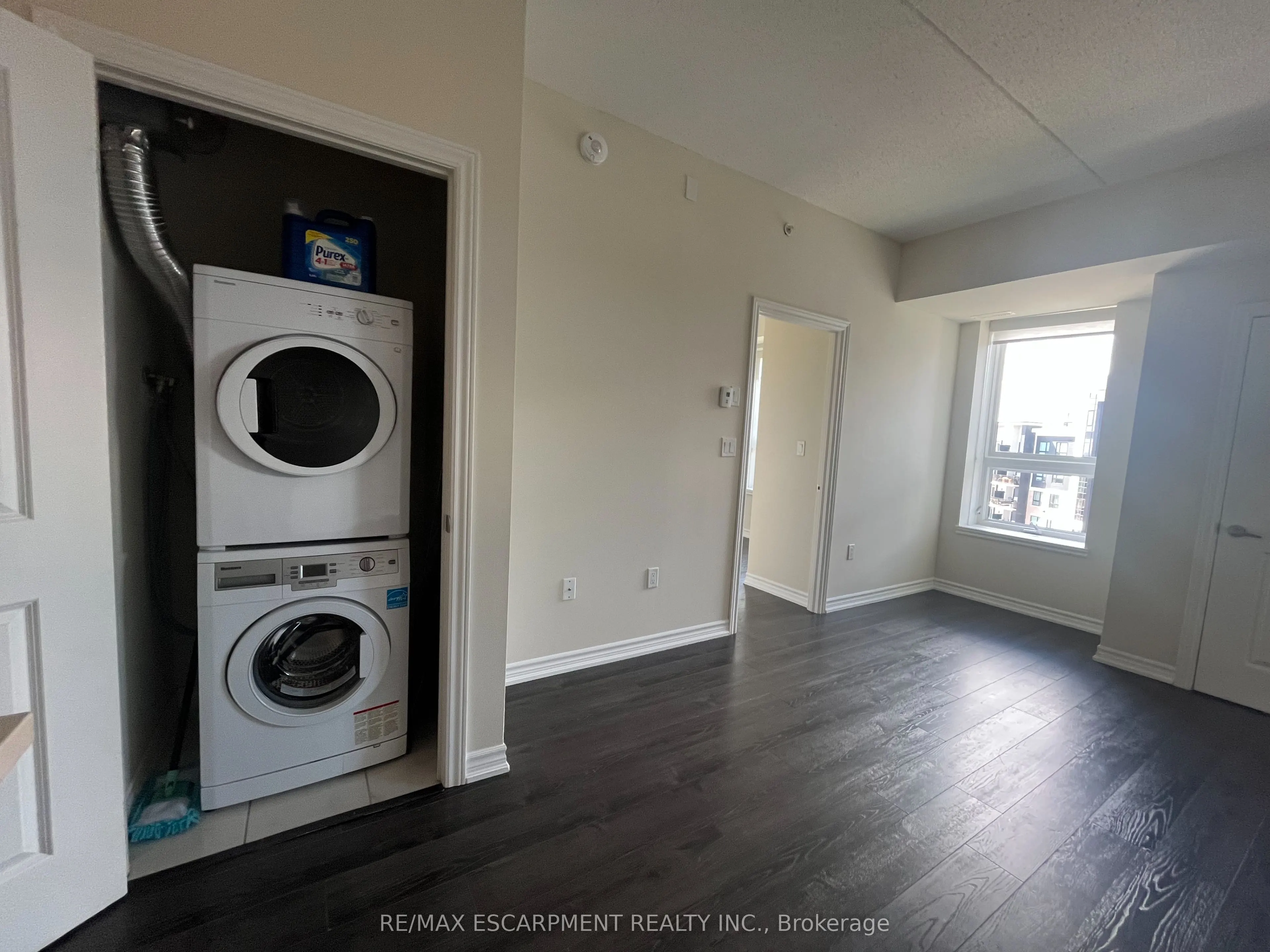 640 Sauve Street, #502