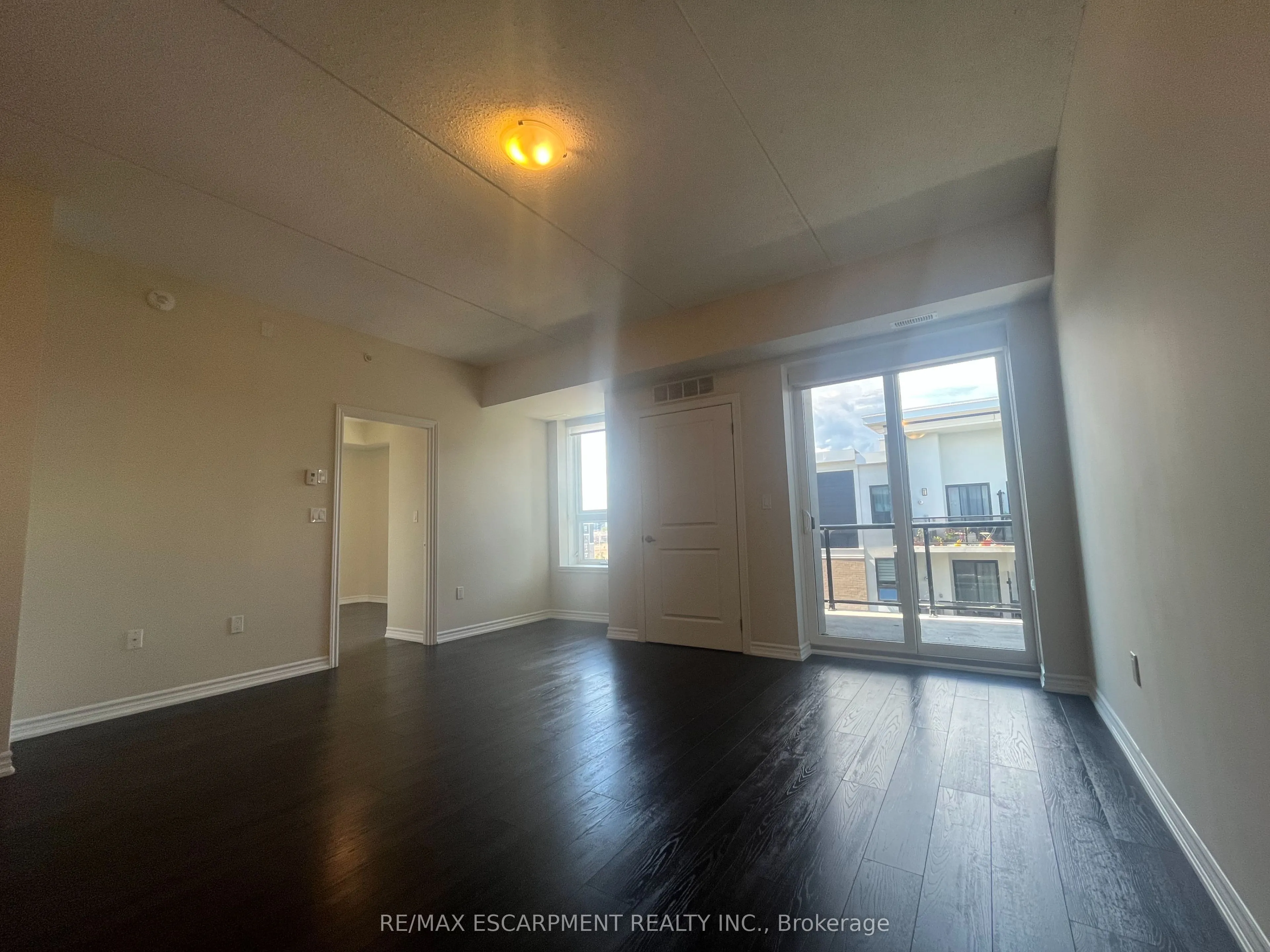 640 Sauve Street, #502