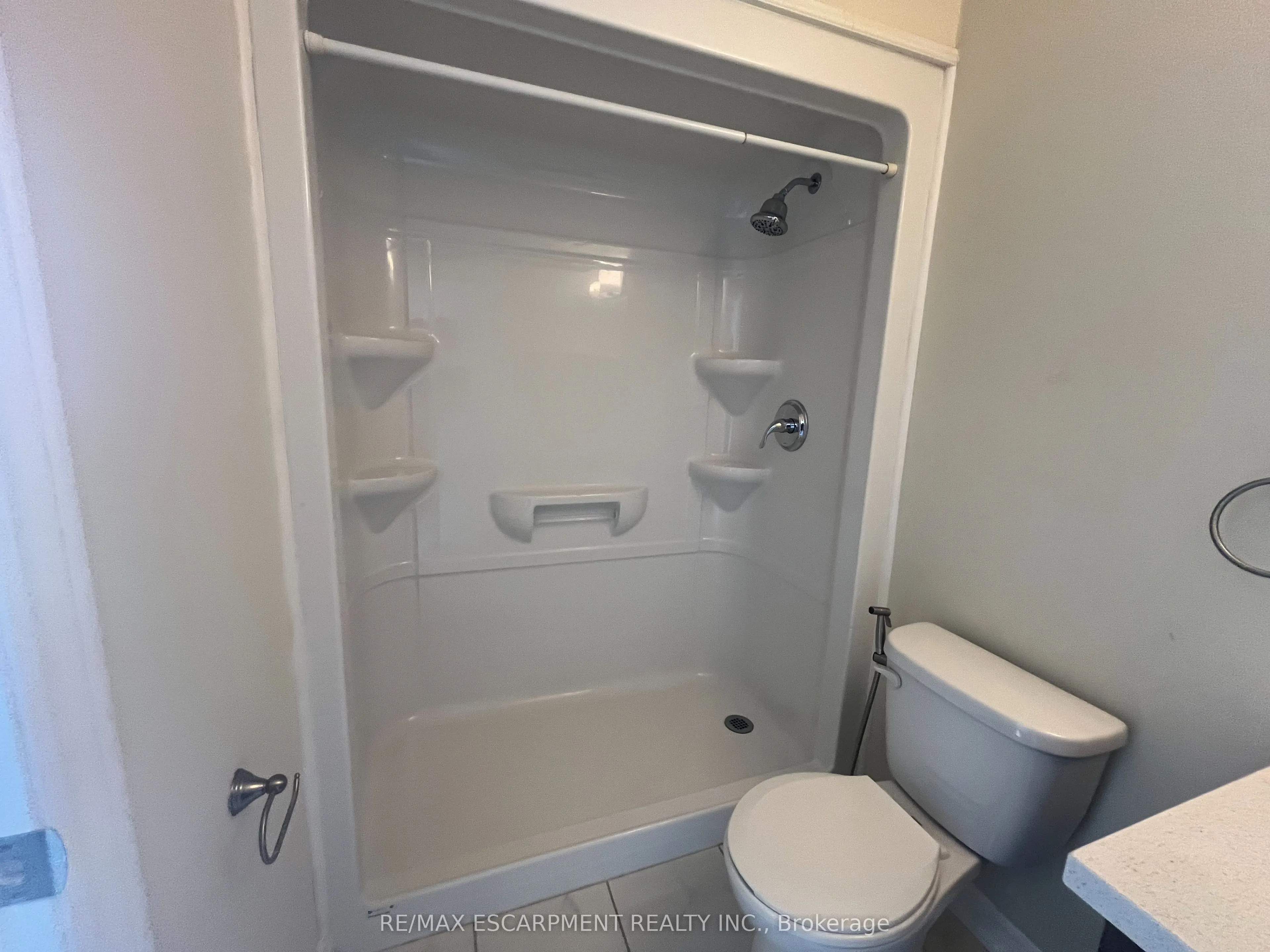 640 Sauve Street, #502