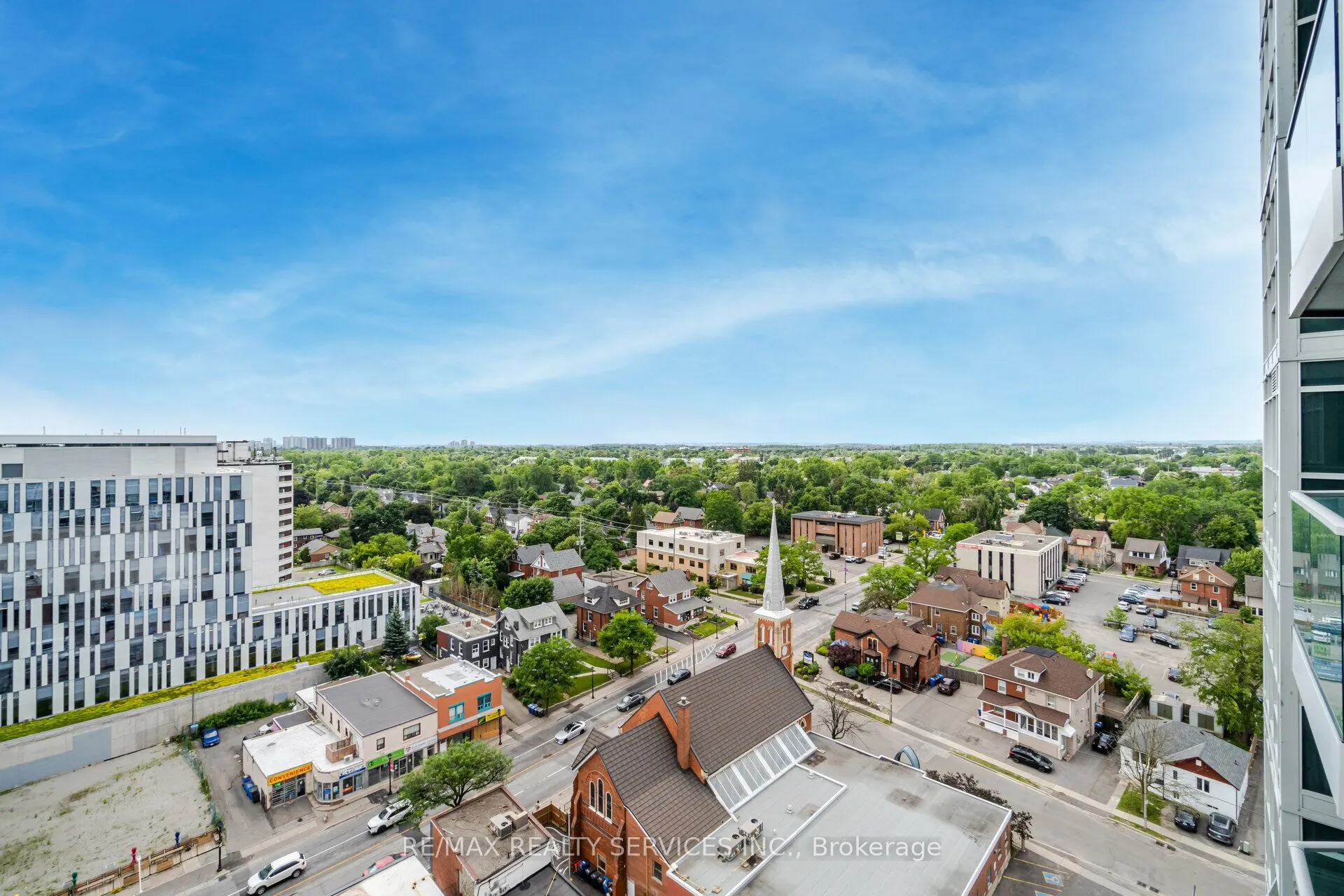9 George Street N, #1408