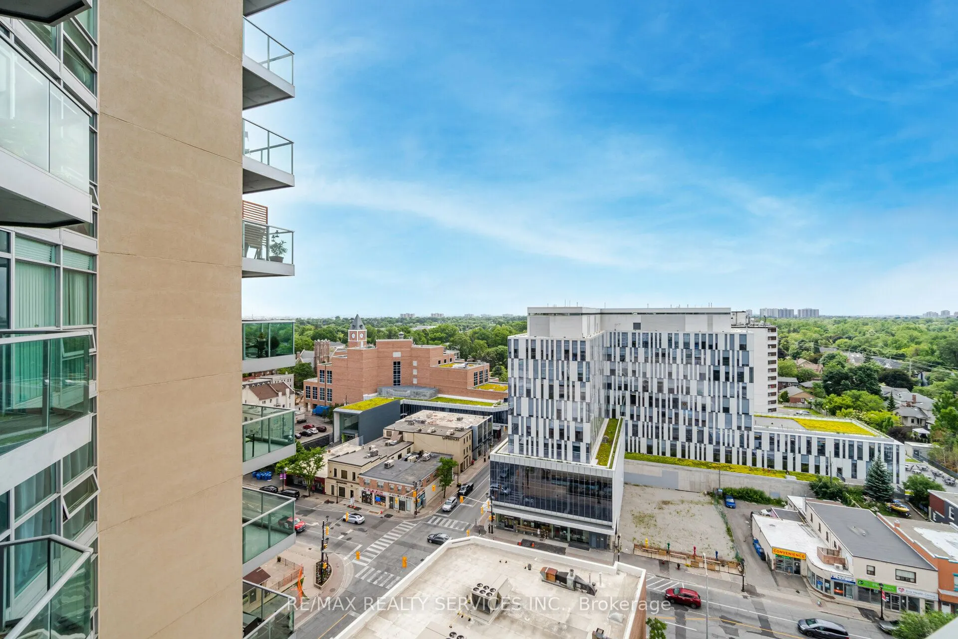9 George Street N, #1408