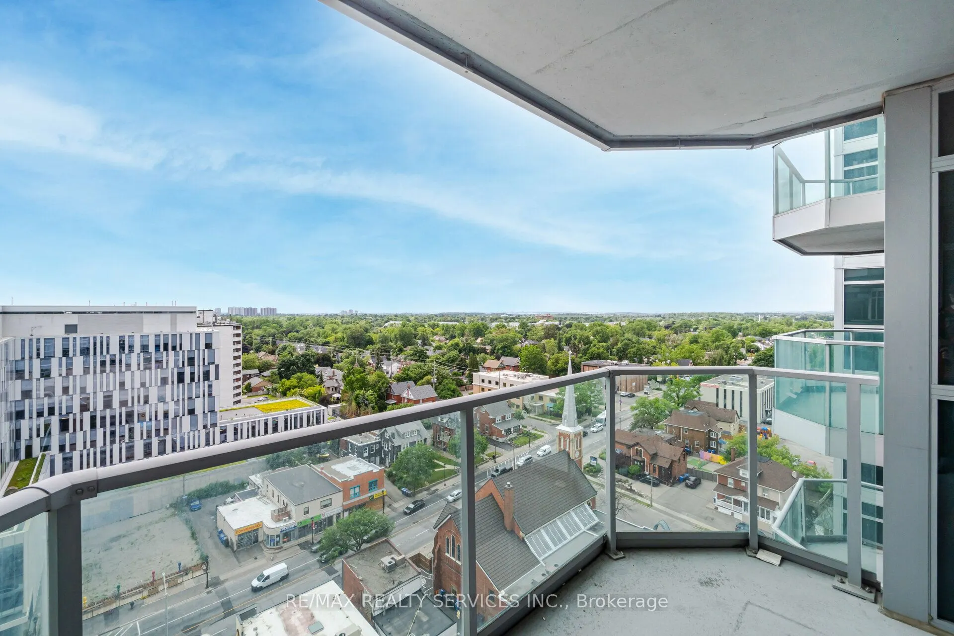 9 George Street N, #1408