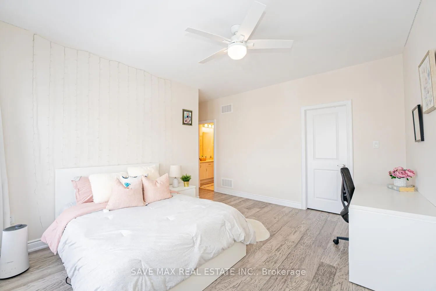 3328 Post Road