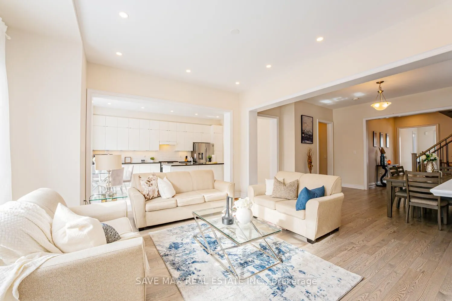 3328 Post Road