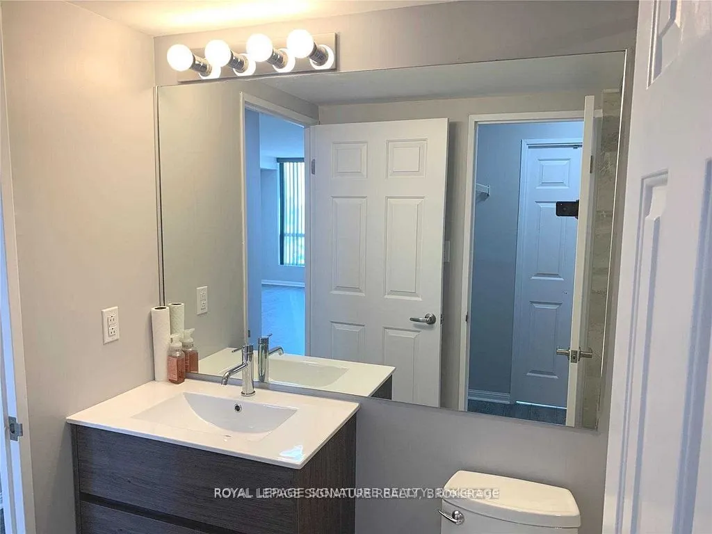 101 Subway Crescent, #1414