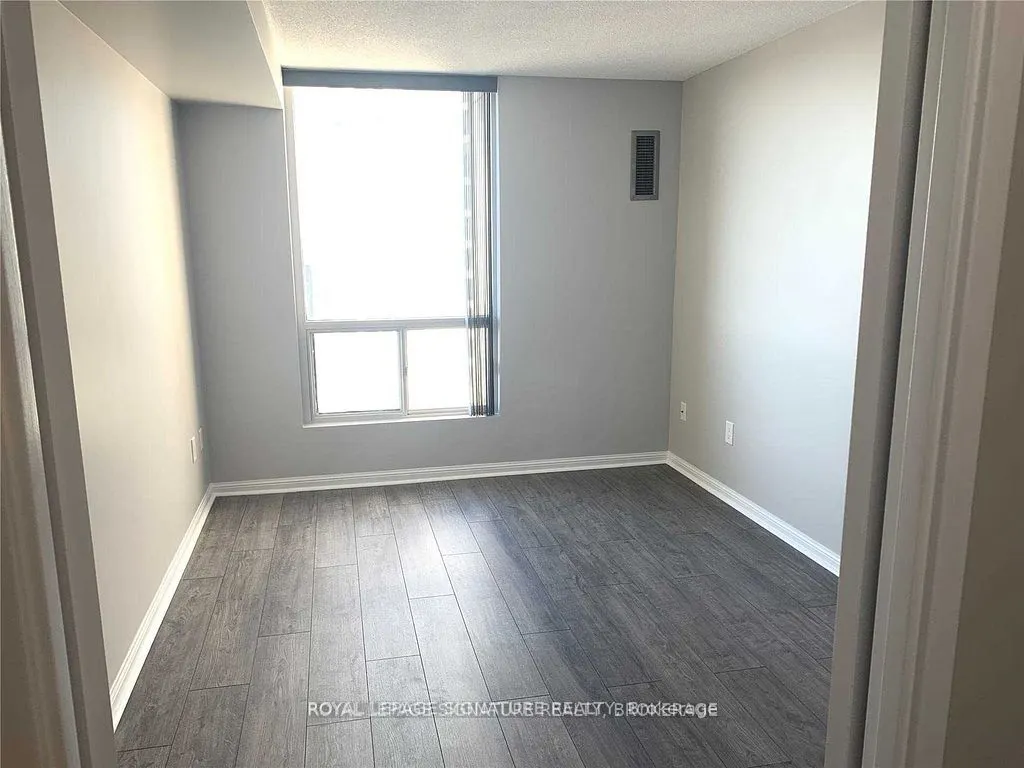 101 Subway Crescent, #1414