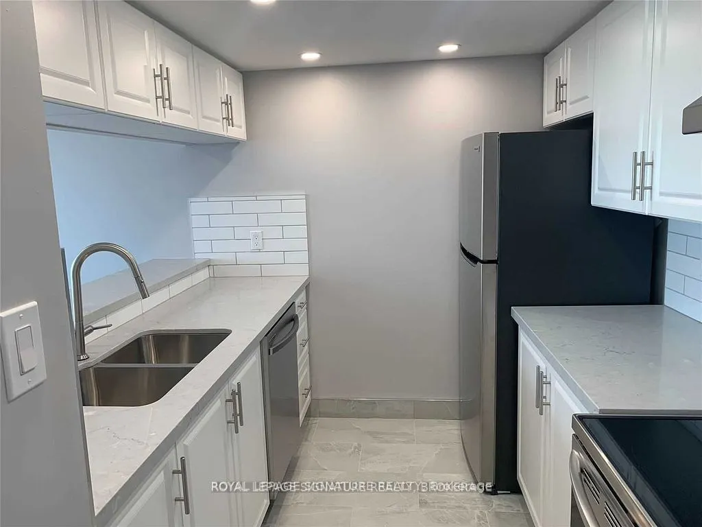 101 Subway Crescent, #1414