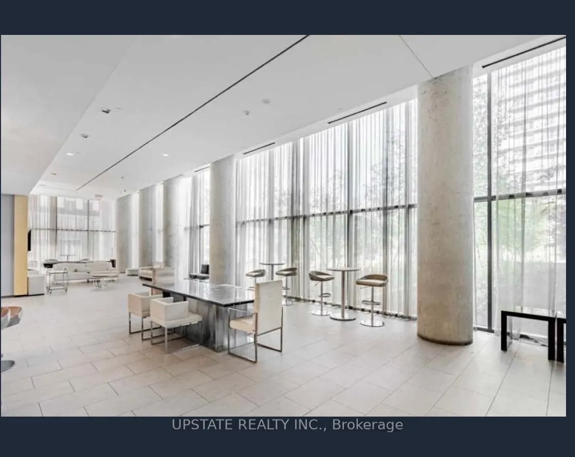 105 The Queensway Avenue, #1116