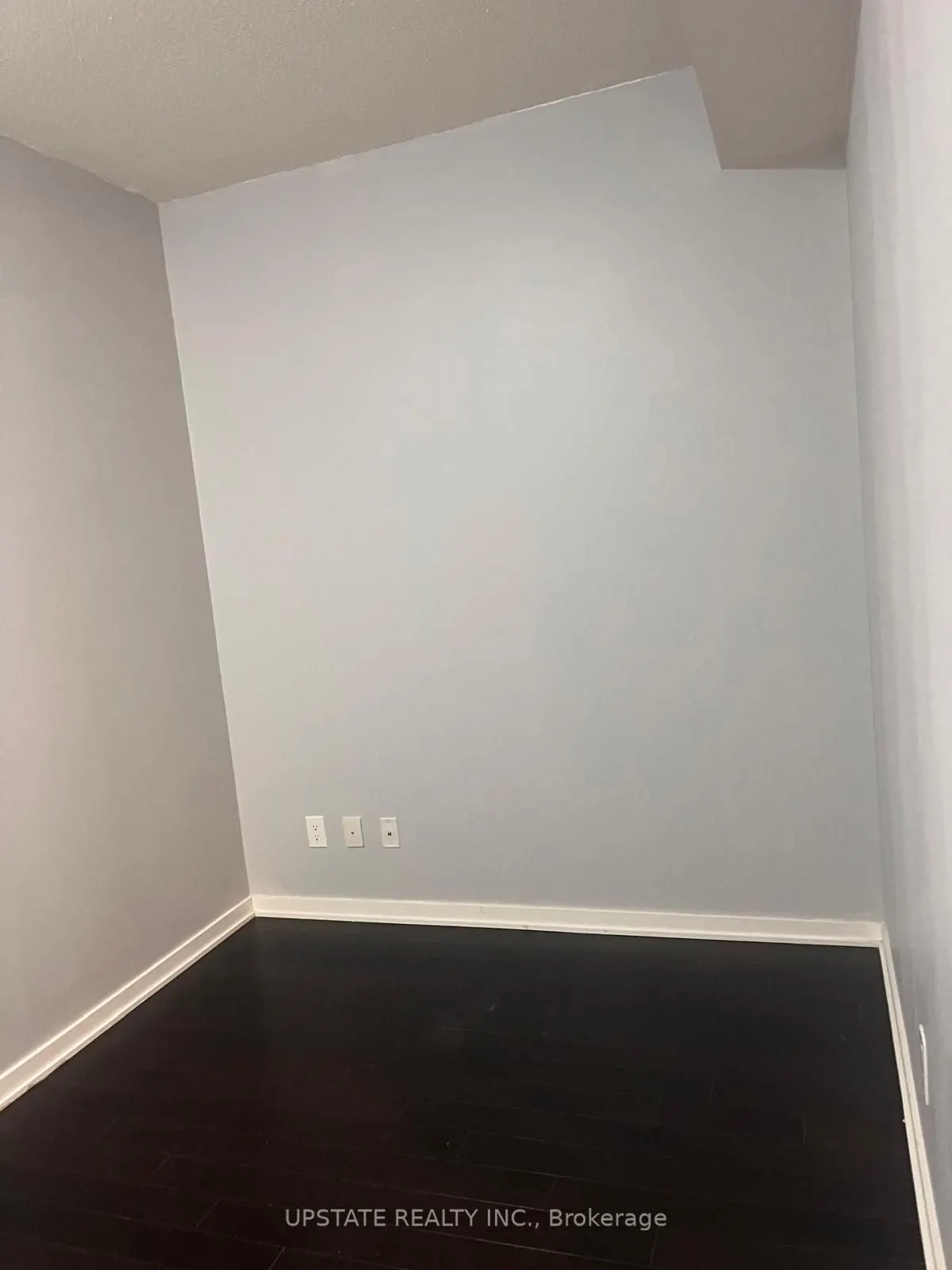 105 The Queensway Avenue, #1116