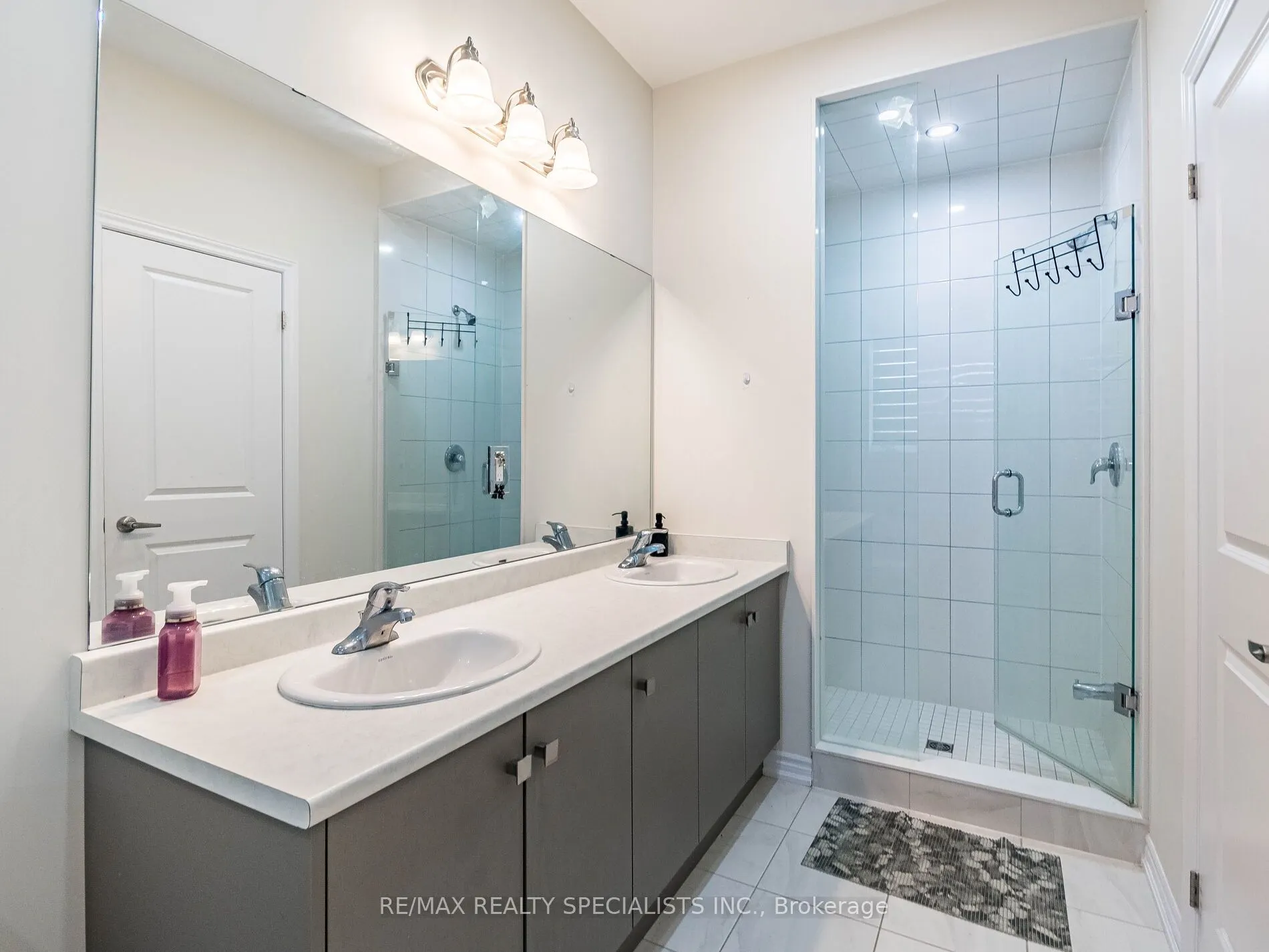 1416 Oakmont Common E