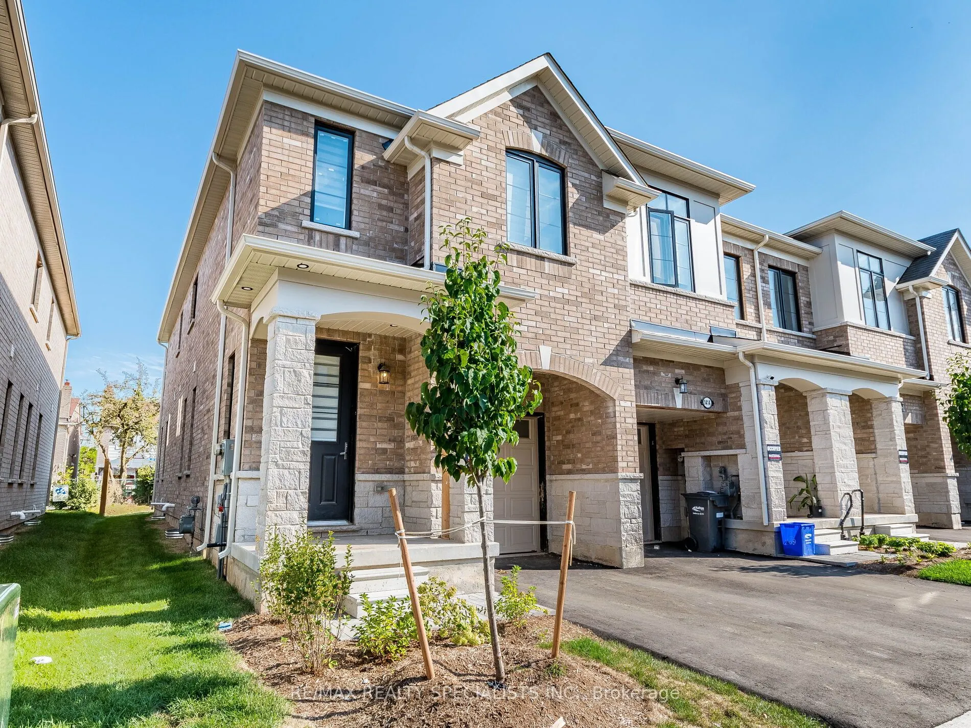 1416 Oakmont Common E