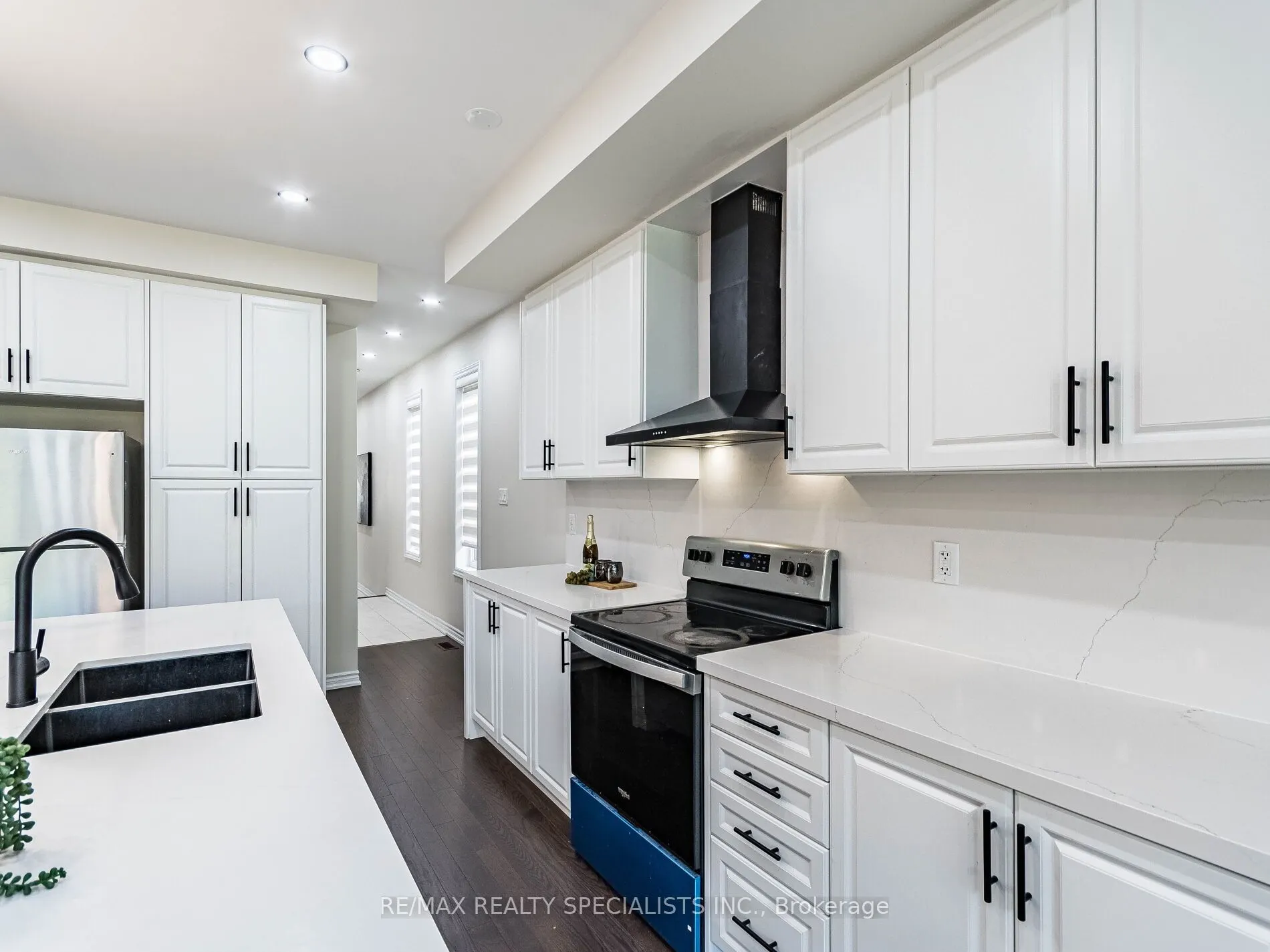 1416 Oakmont Common E