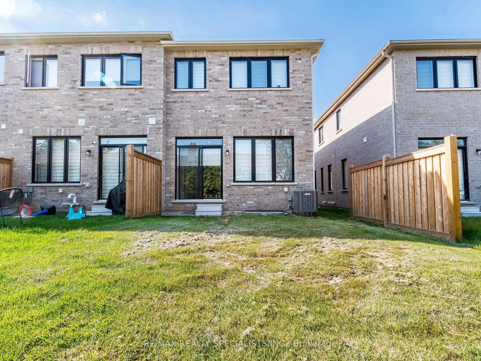 1416 Oakmont Common E