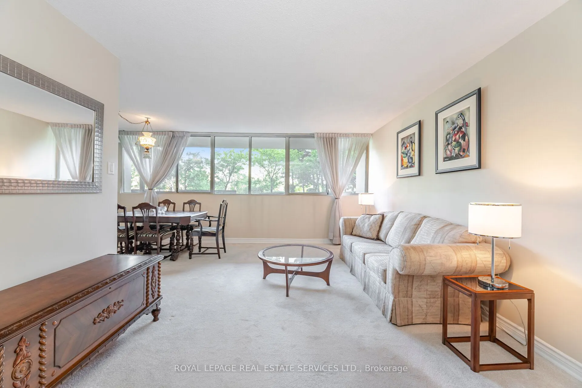 3590 Kaneff Crescent, #102