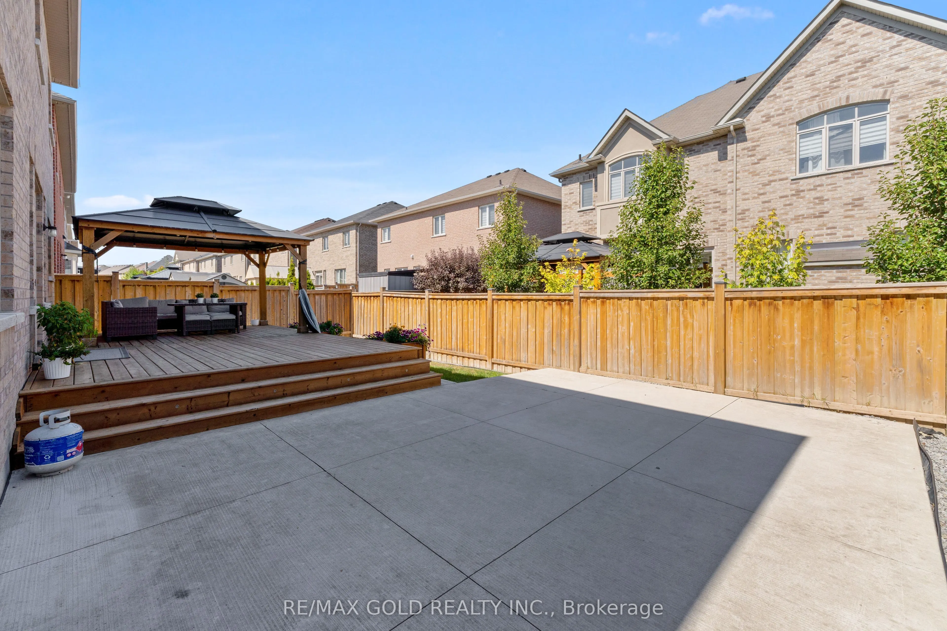 16 Cloverhaven Road