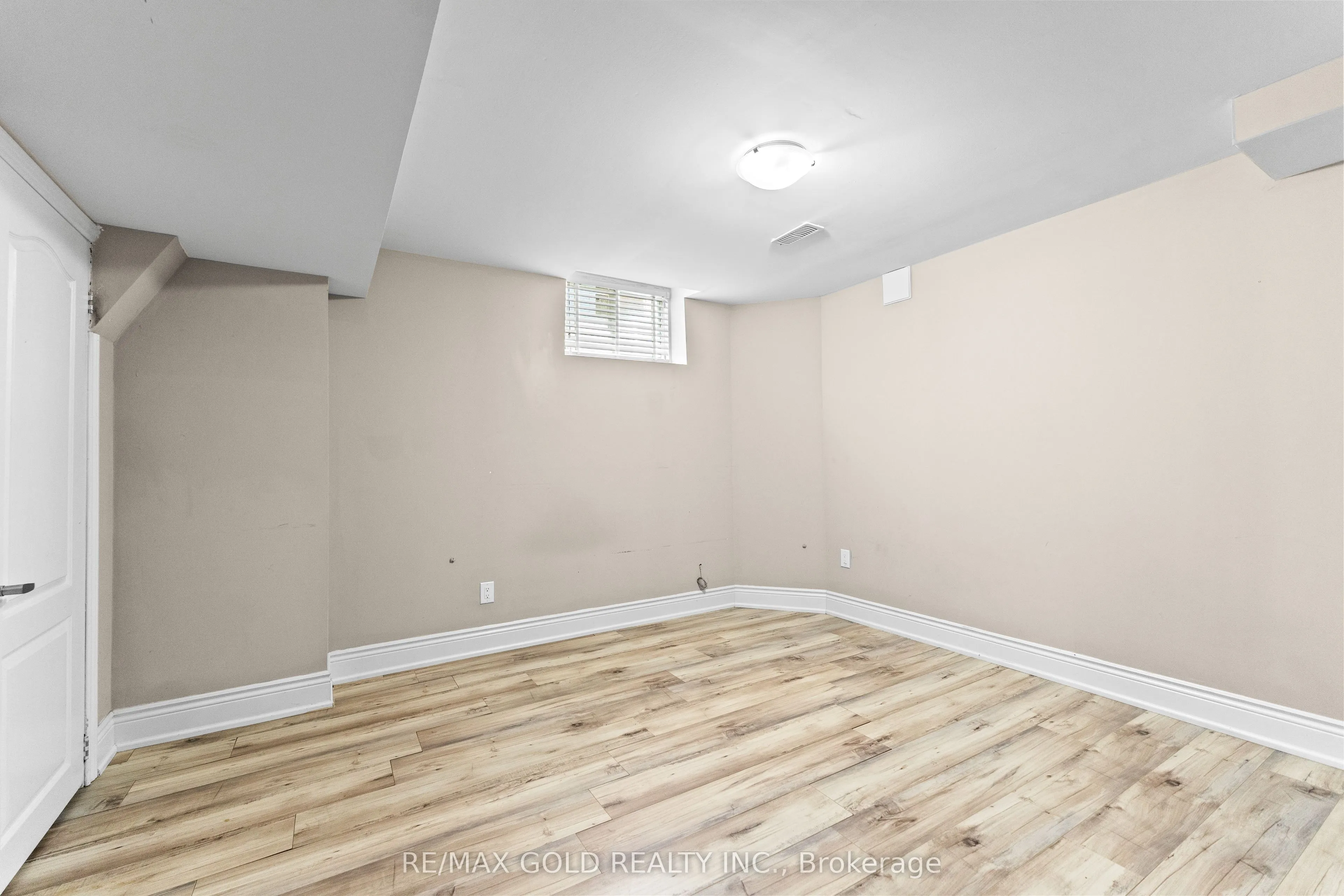 16 Cloverhaven Road