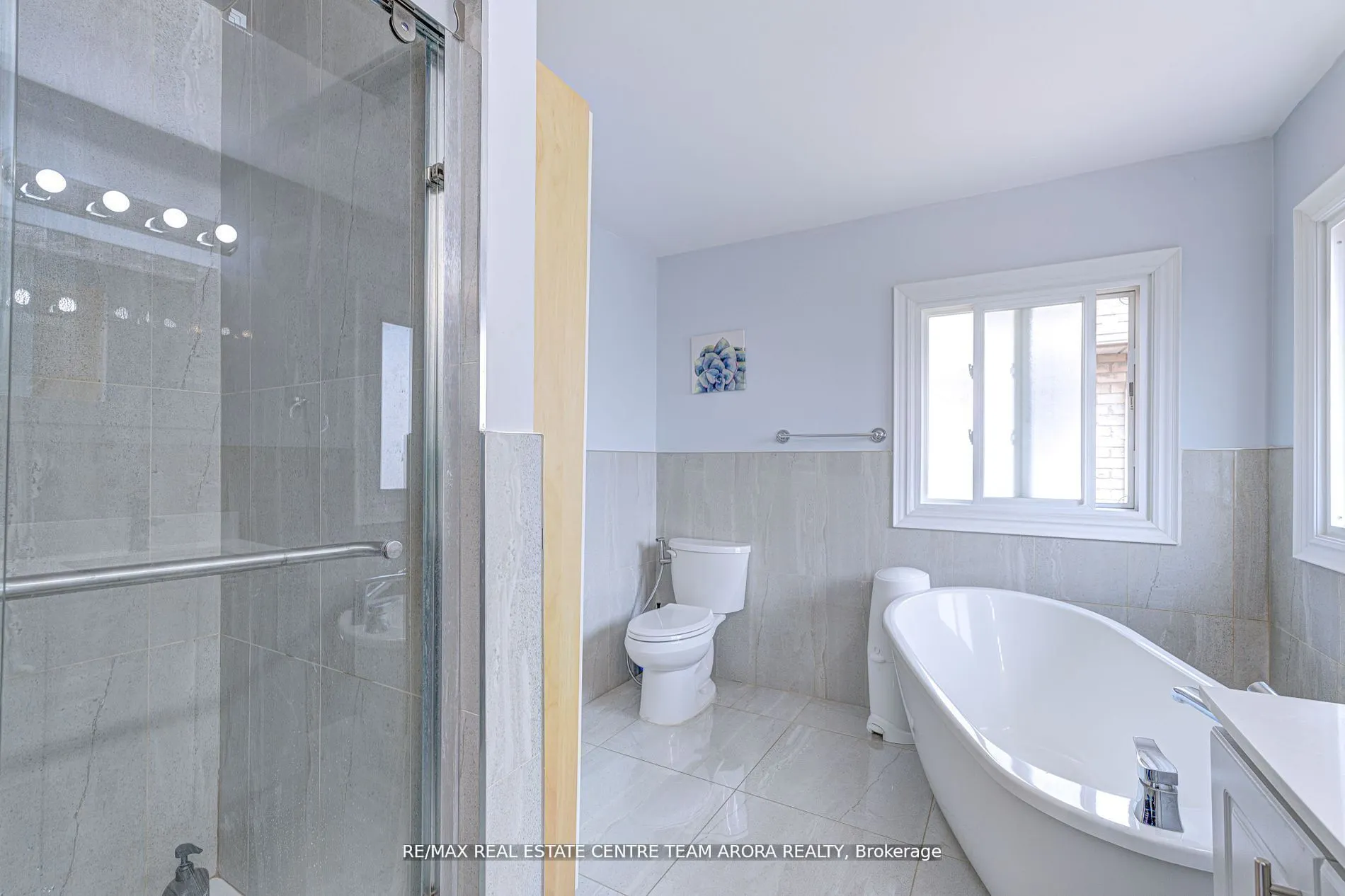53 Cheviot Crescent, ##Upper
