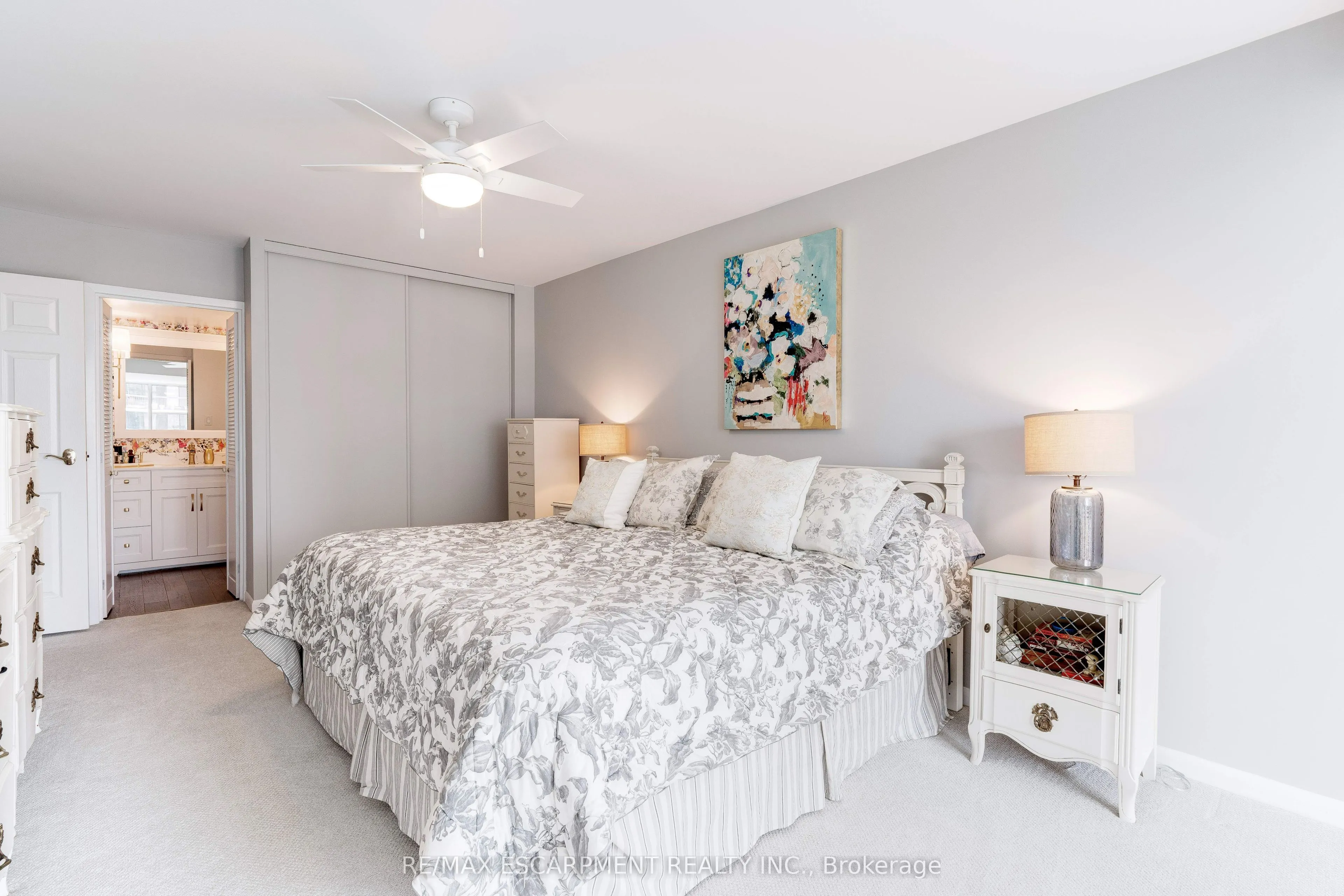 2175 Marine Drive, #903