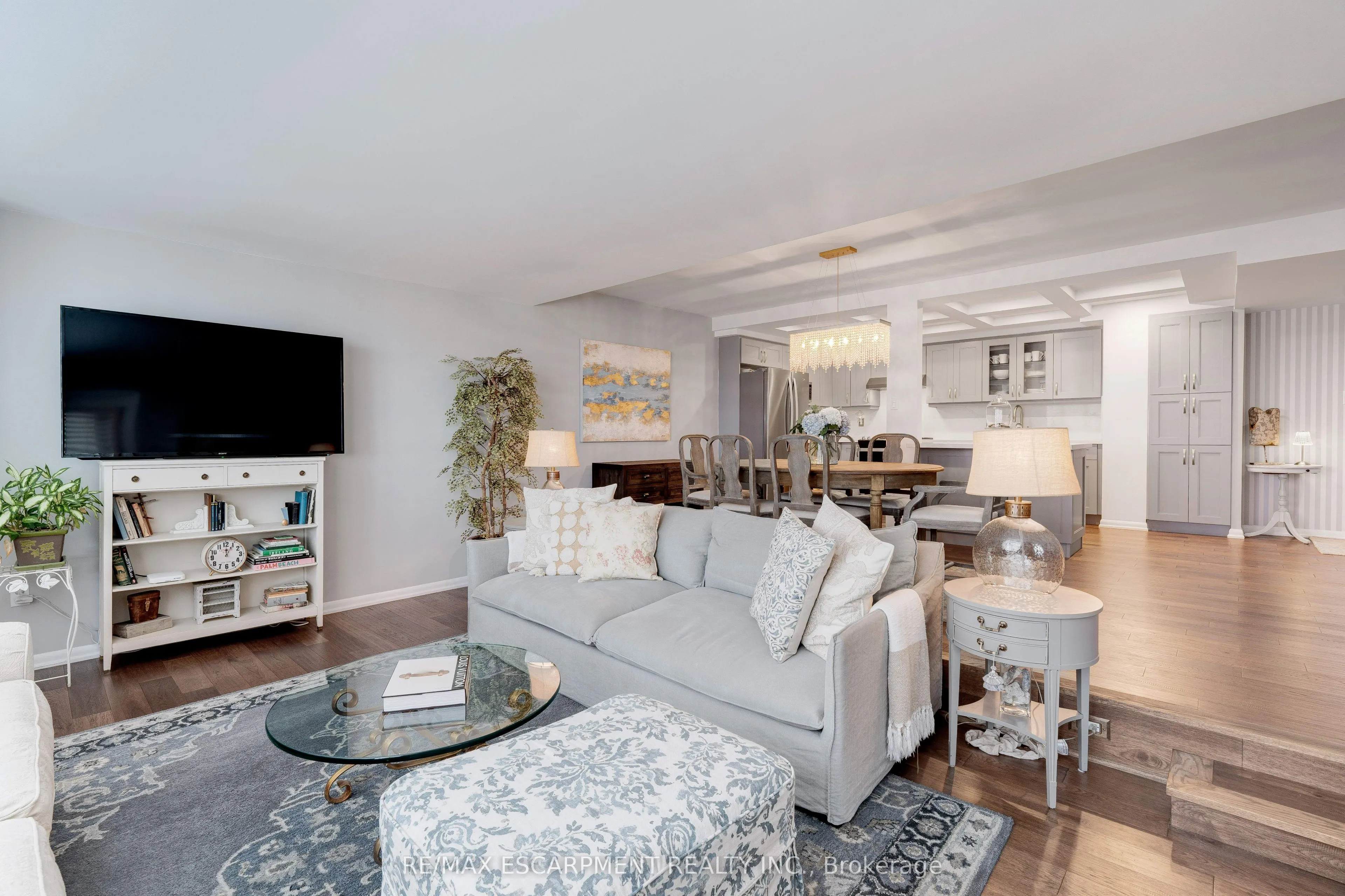 2175 Marine Drive, #903