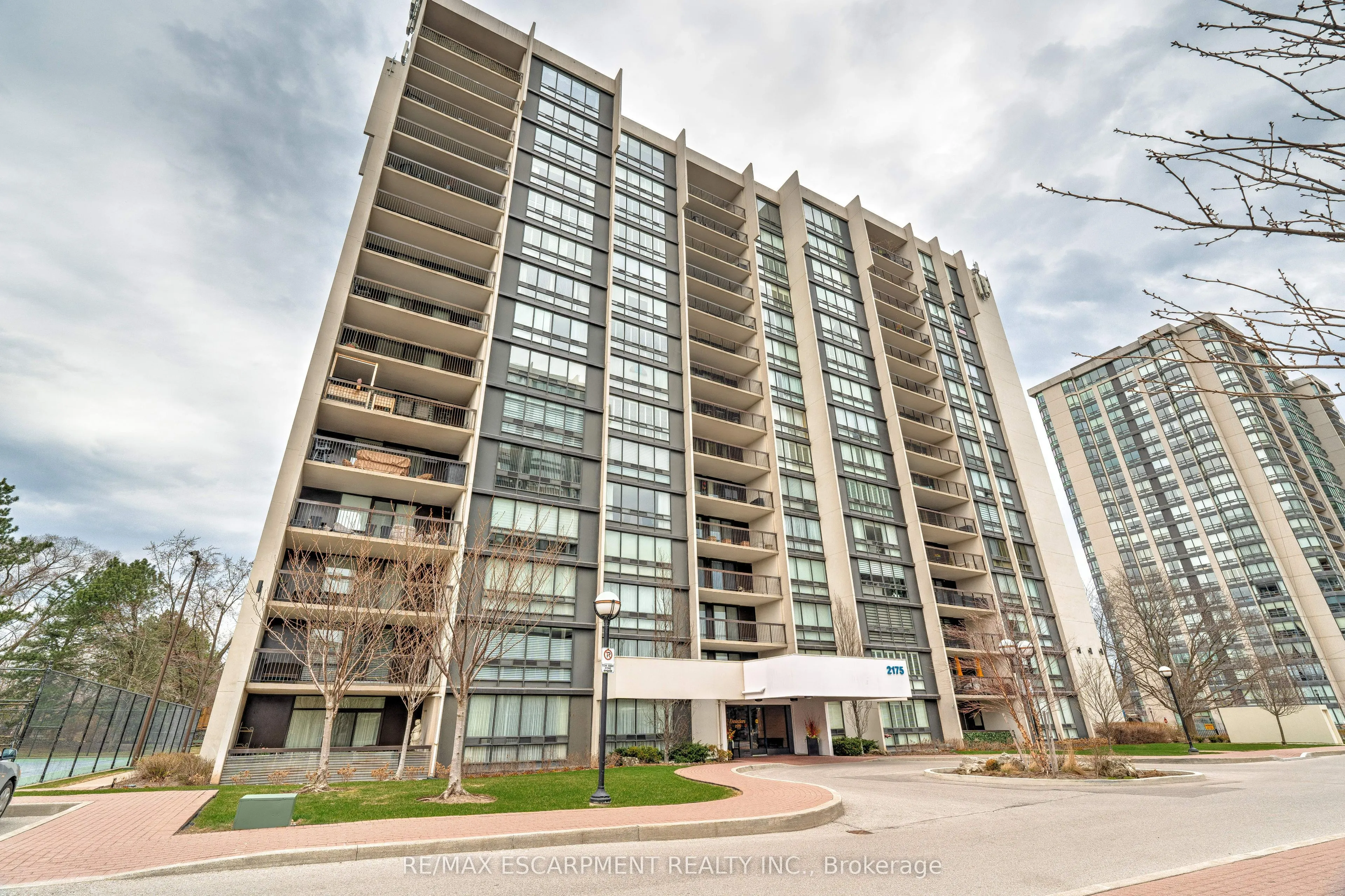 2175 Marine Drive, #903
