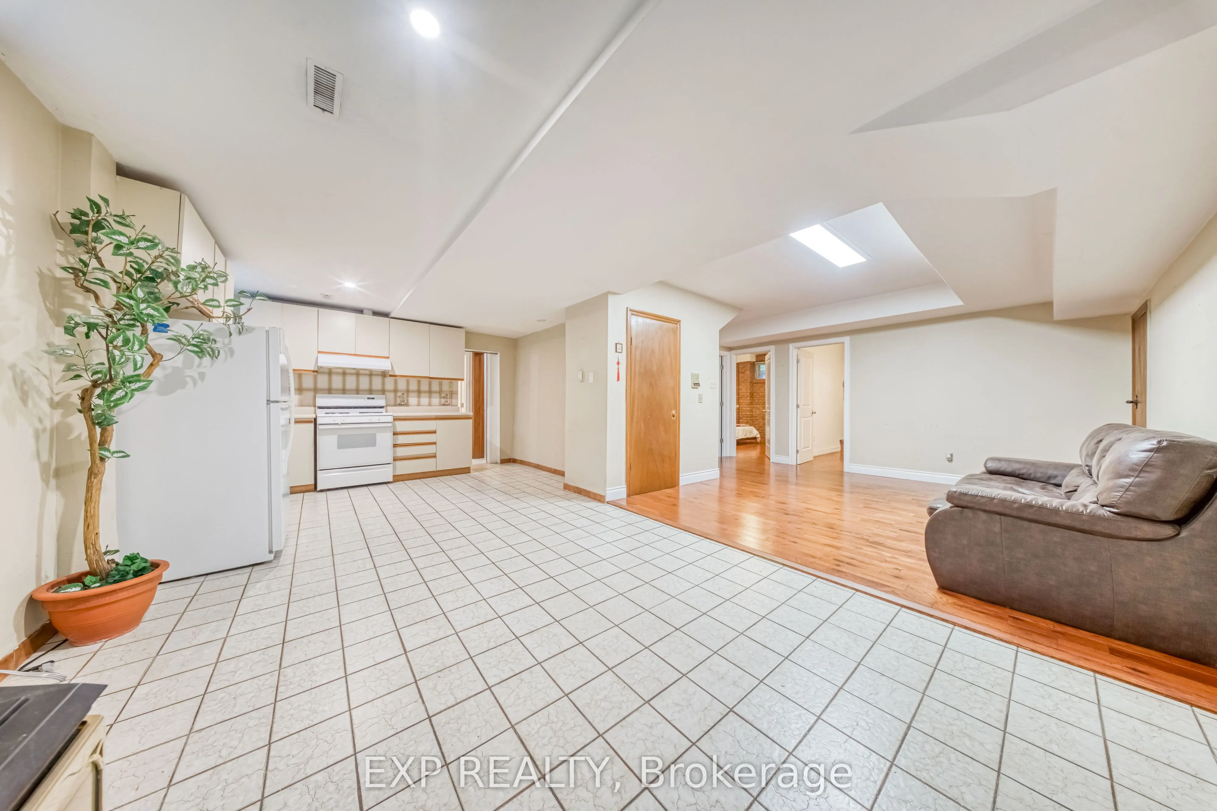 35 Highland Hill