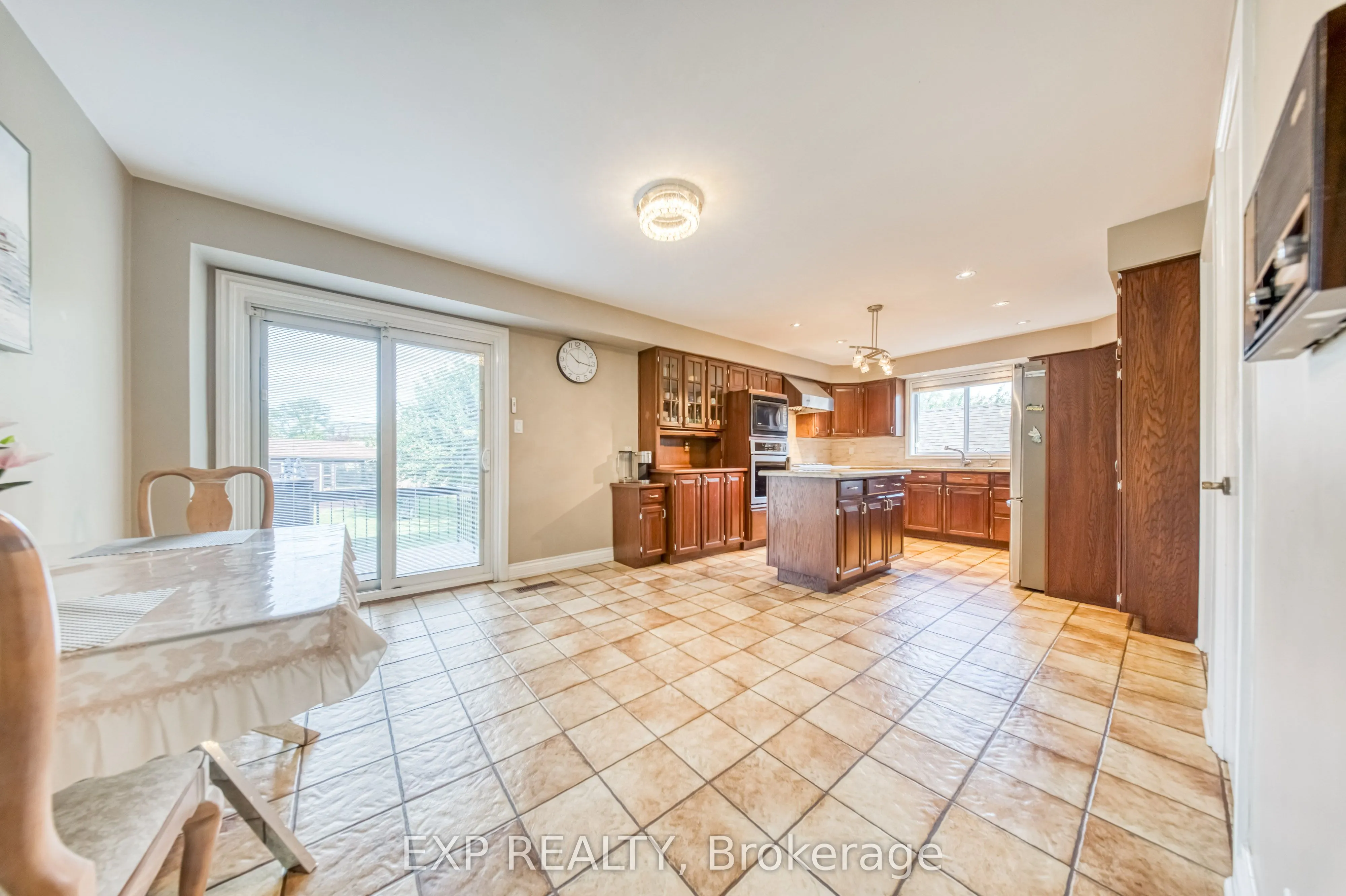 35 Highland Hill