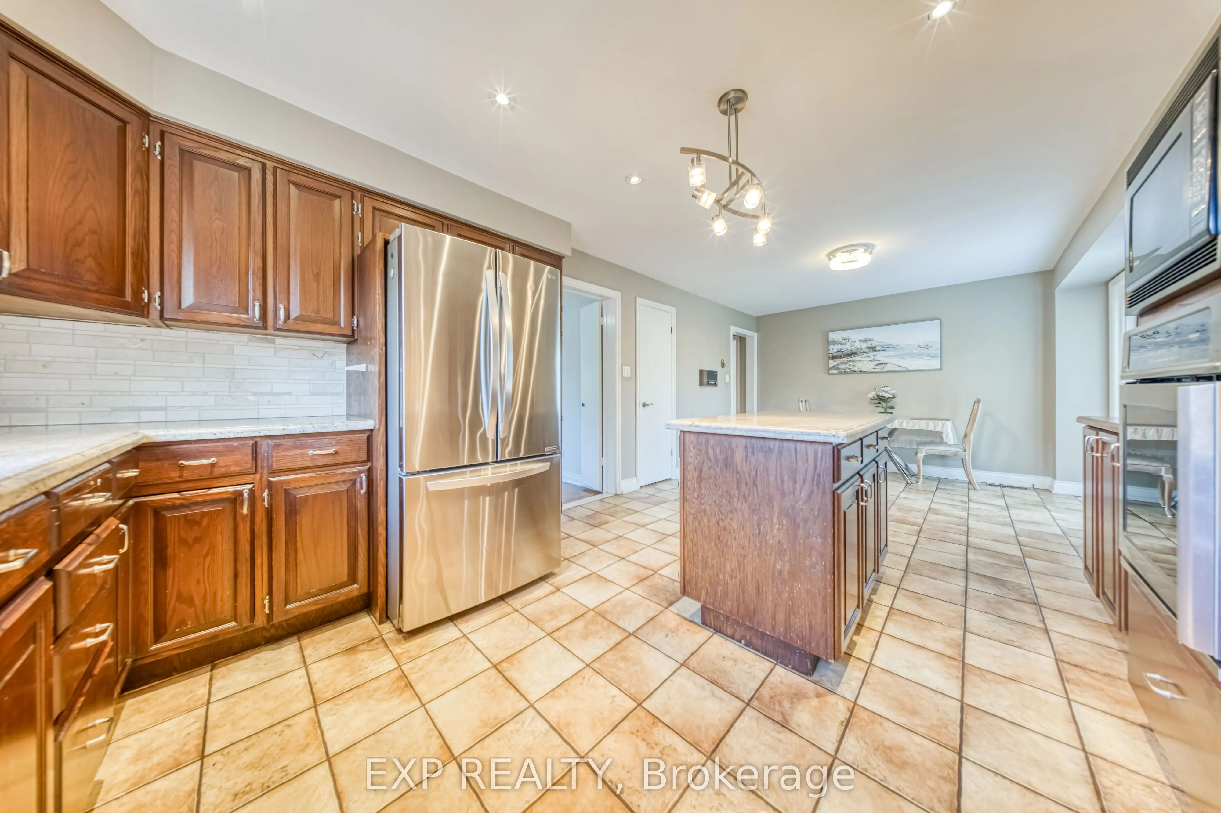 35 Highland Hill