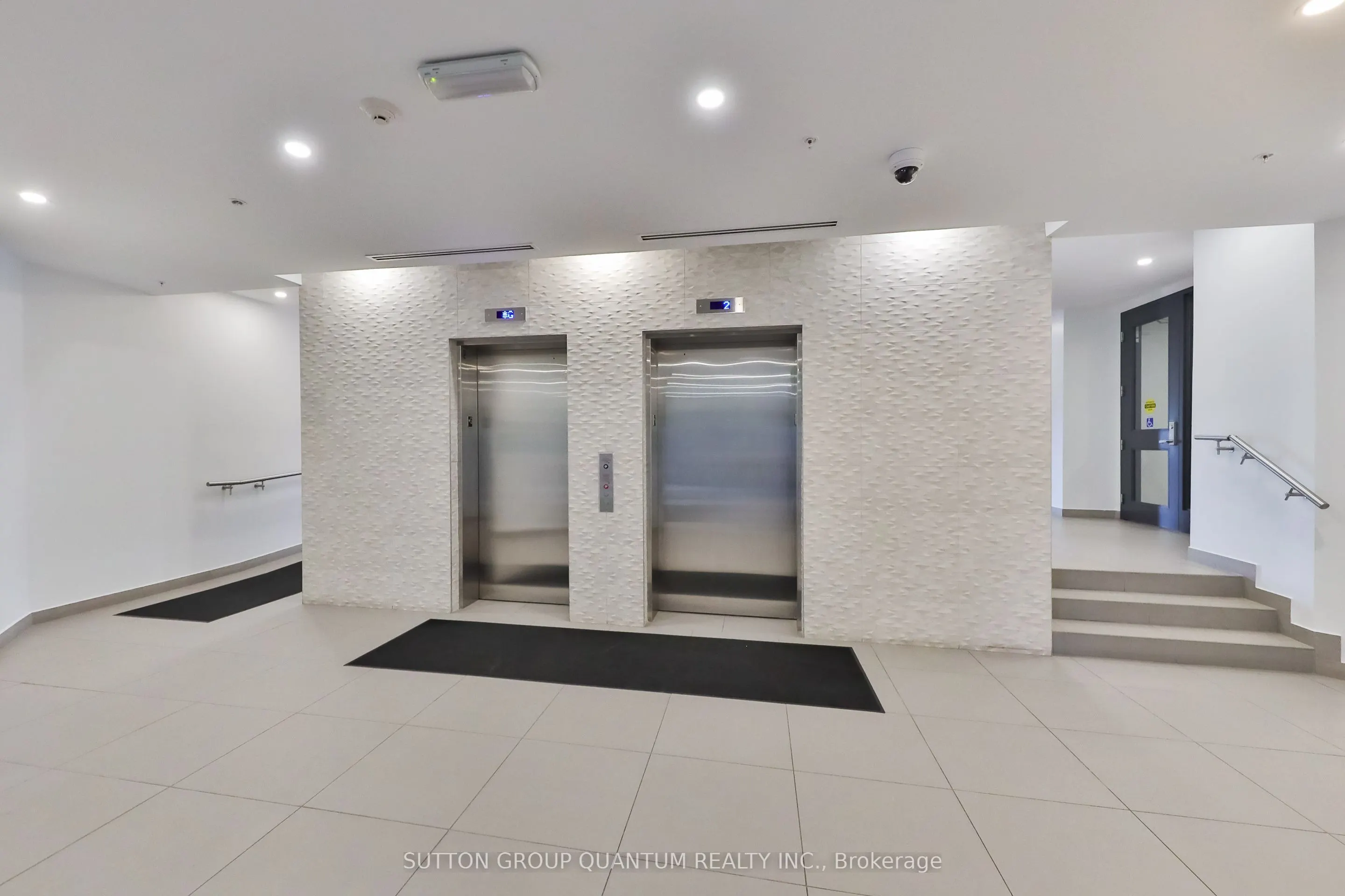 457 Plains Road E, #418