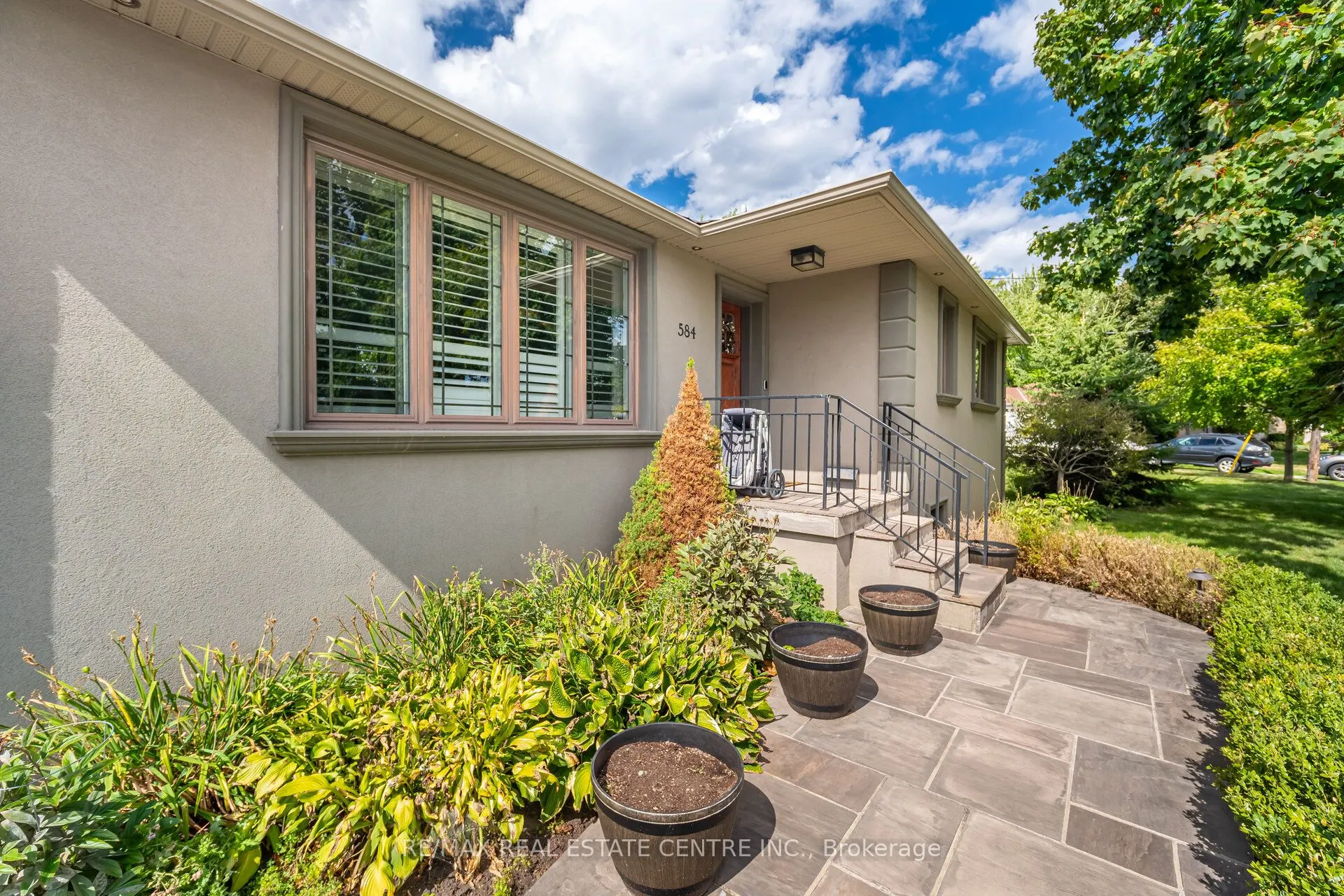 584 Trudale Court
