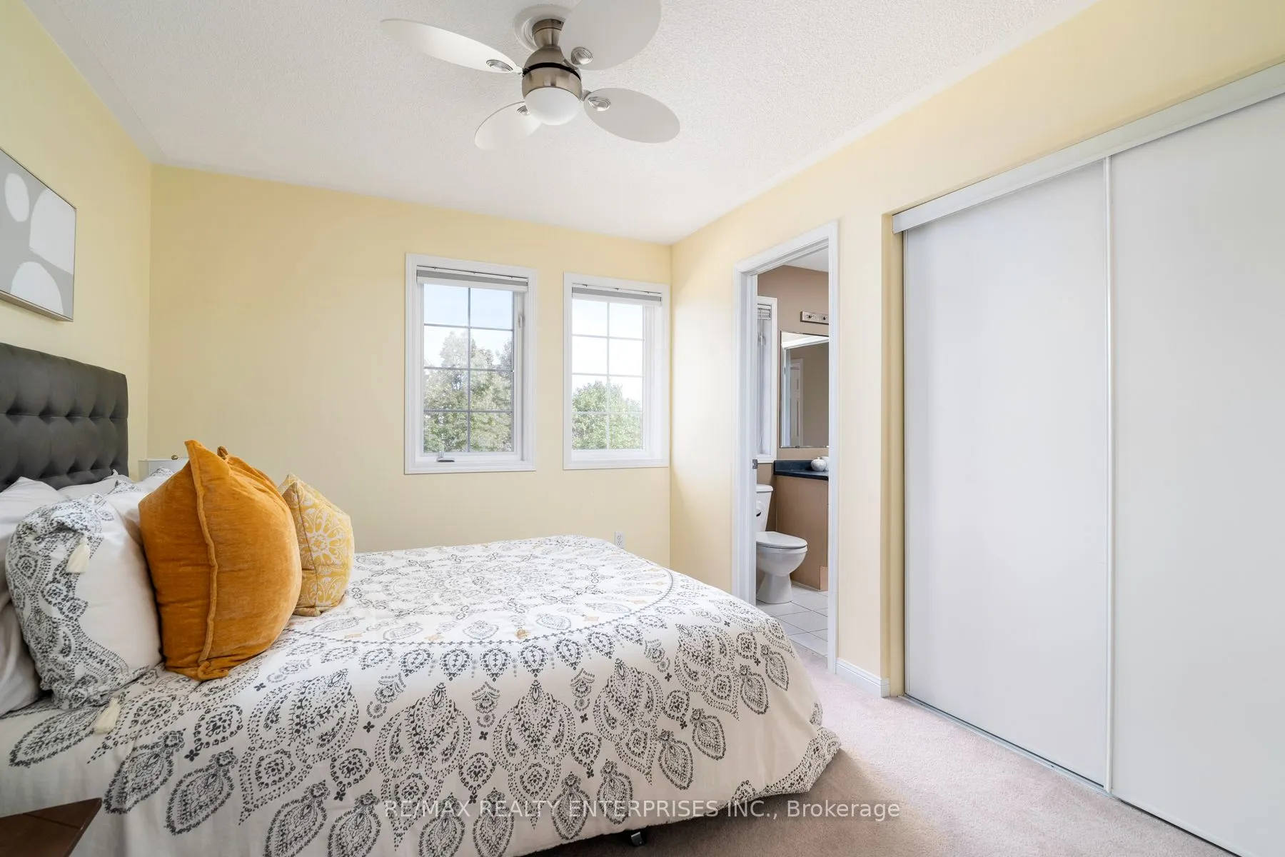 3941 Angus Walk